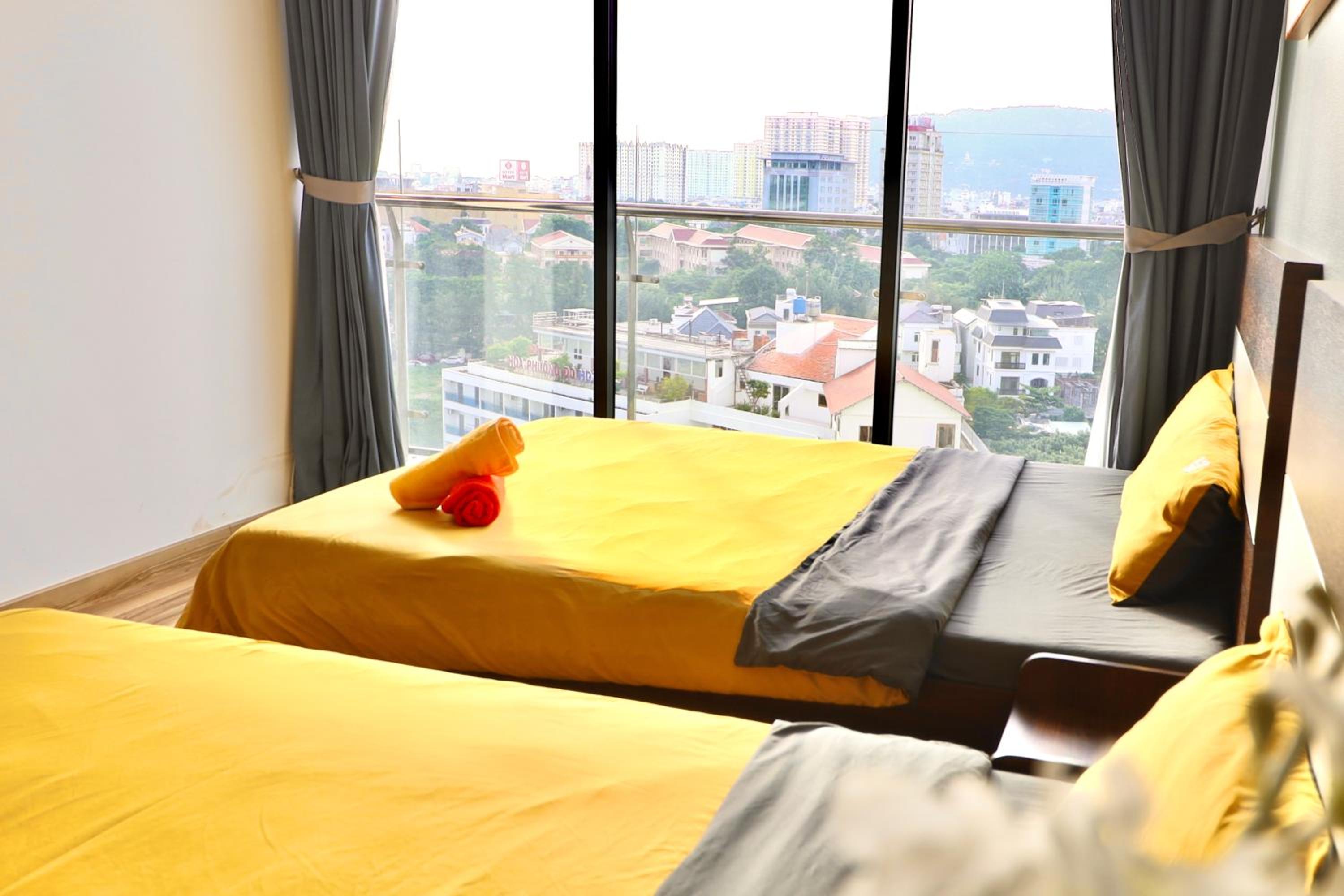 One-Bedroom Apartment - Photo 29
