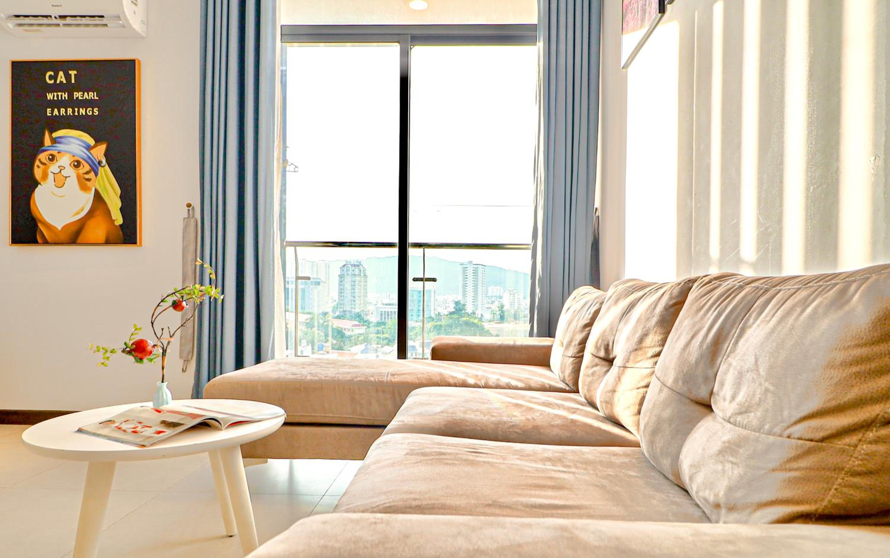 One-Bedroom Apartment - Photo 11