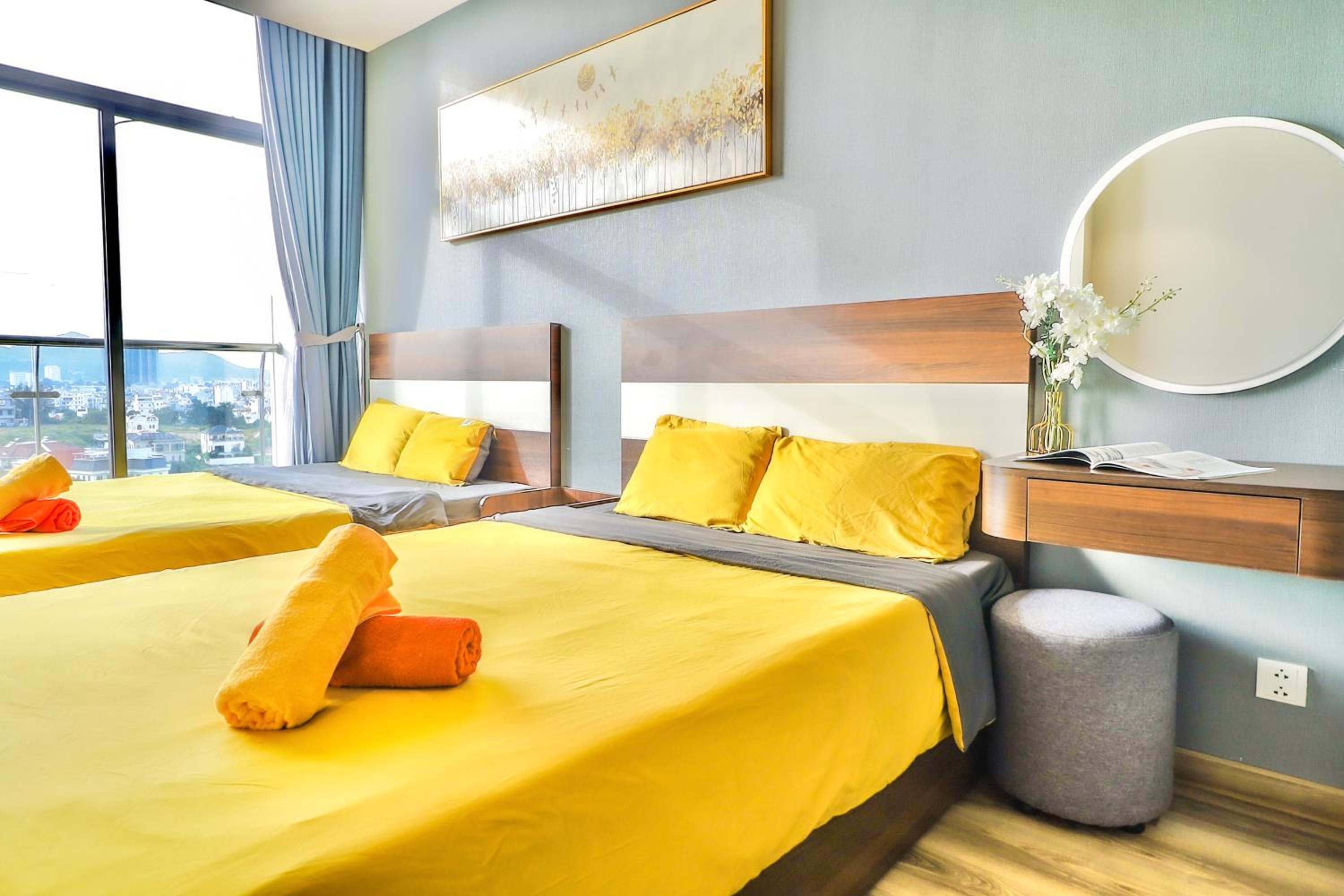 One-Bedroom Apartment - Photo 8