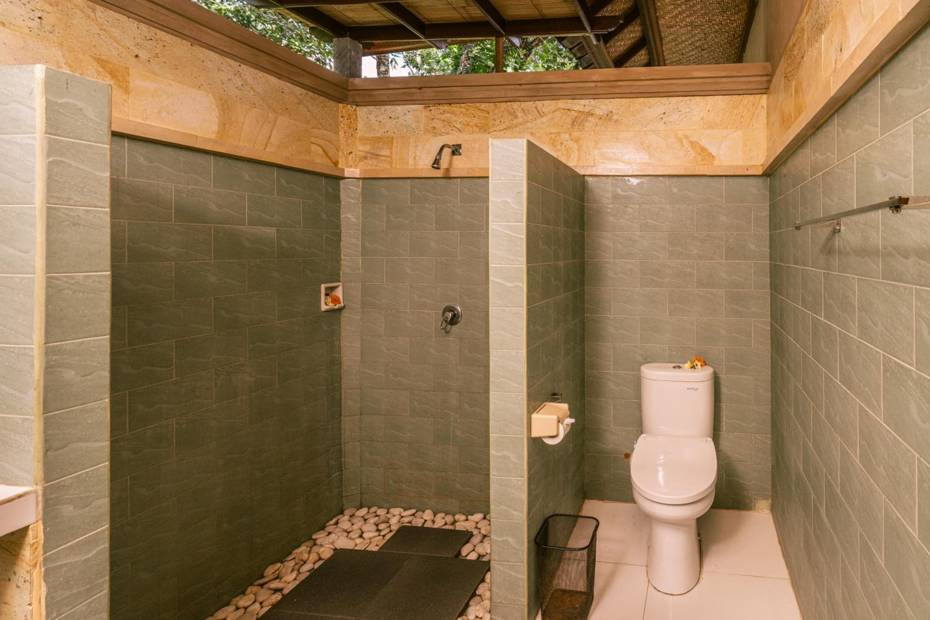Double or Twin Room with Mountain View - Photo 18