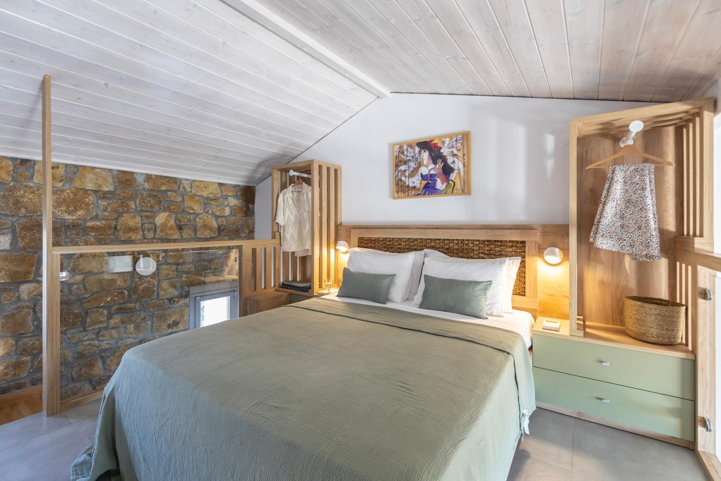 Deluxe Suite with Sea View photo 3