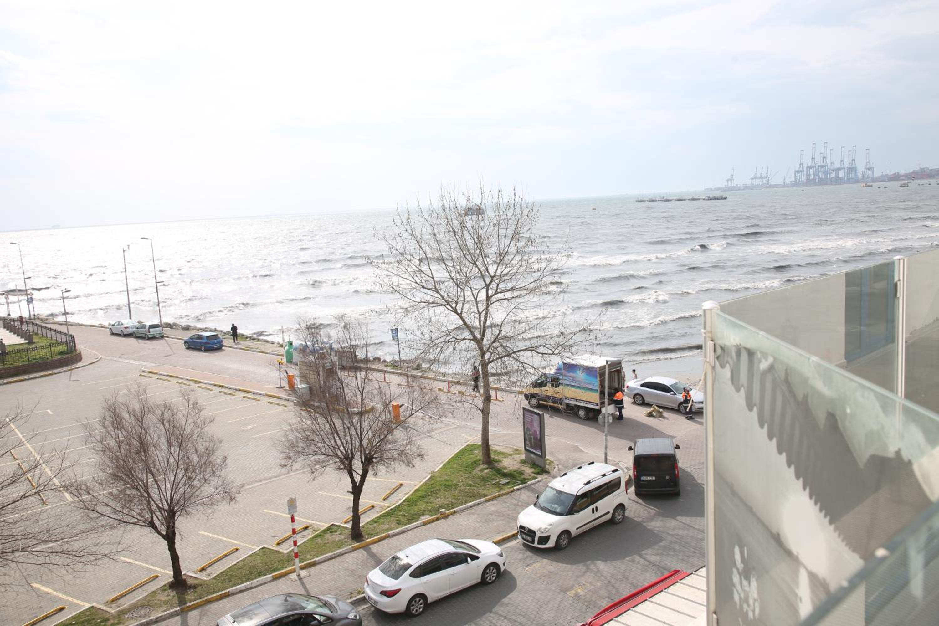 Deluxe Triple Room with Sea View photo 3