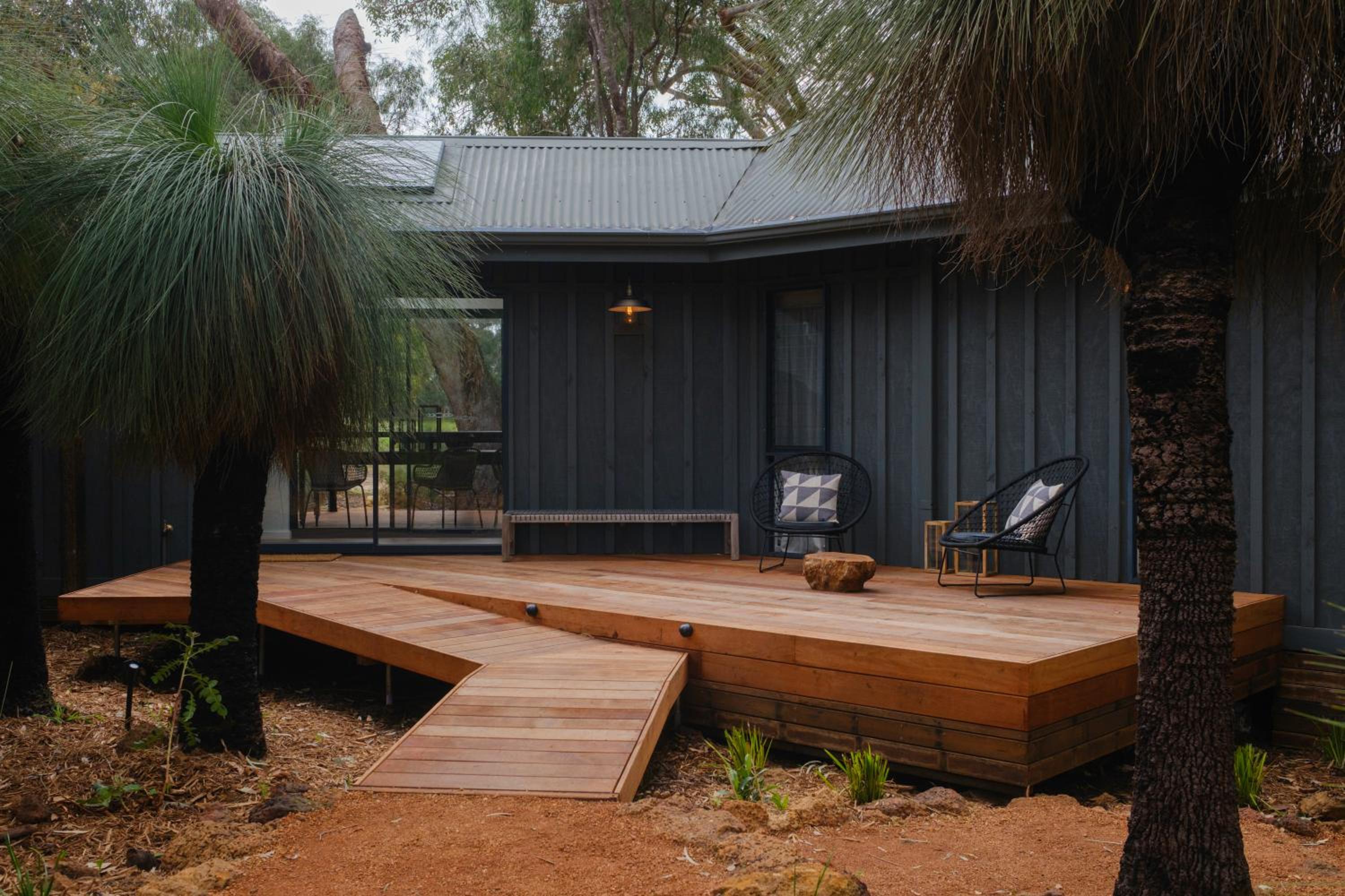 Two-Bedroom Cottage photo 2