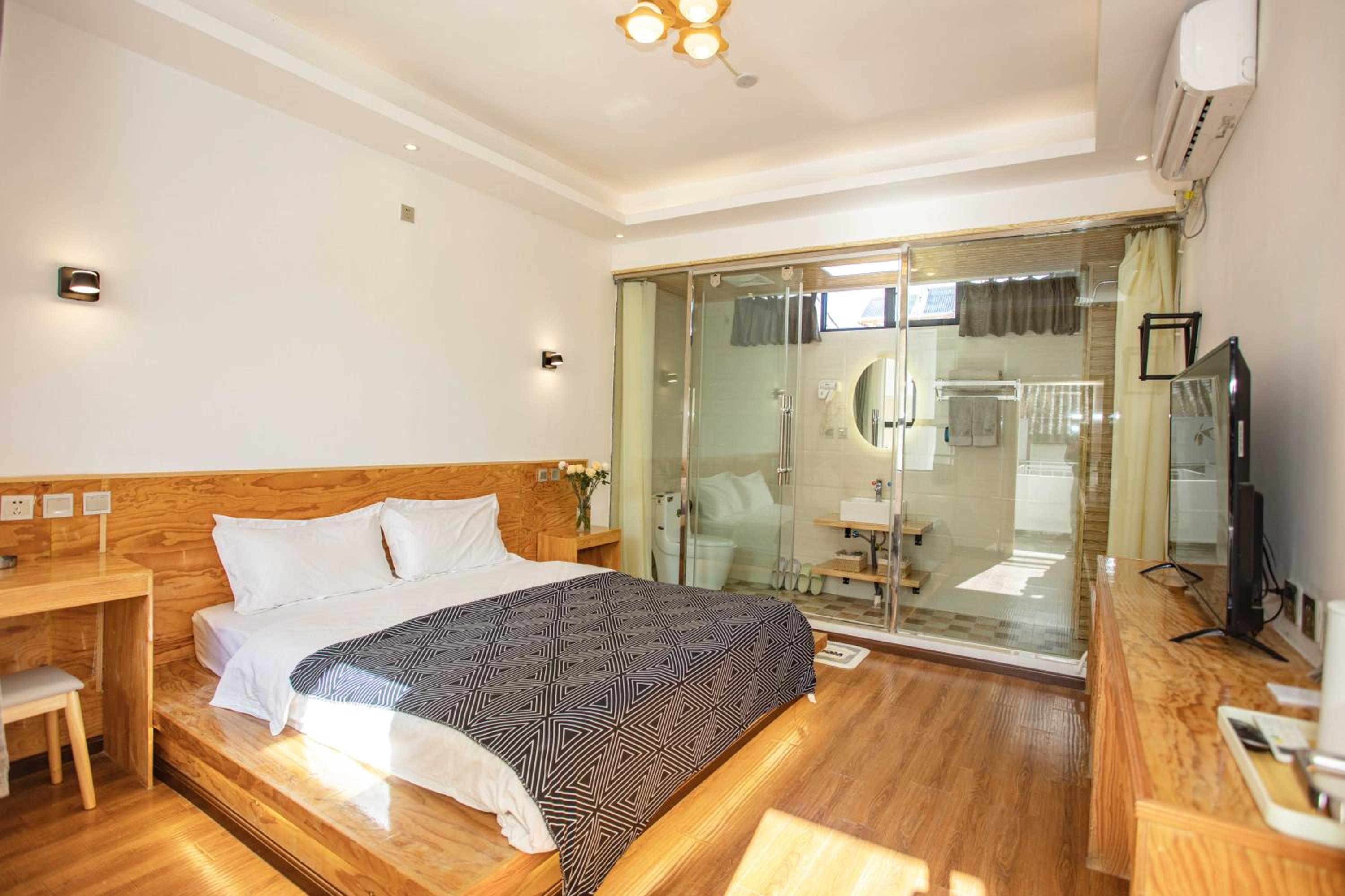 Double Room with Private Bathroom photo 1