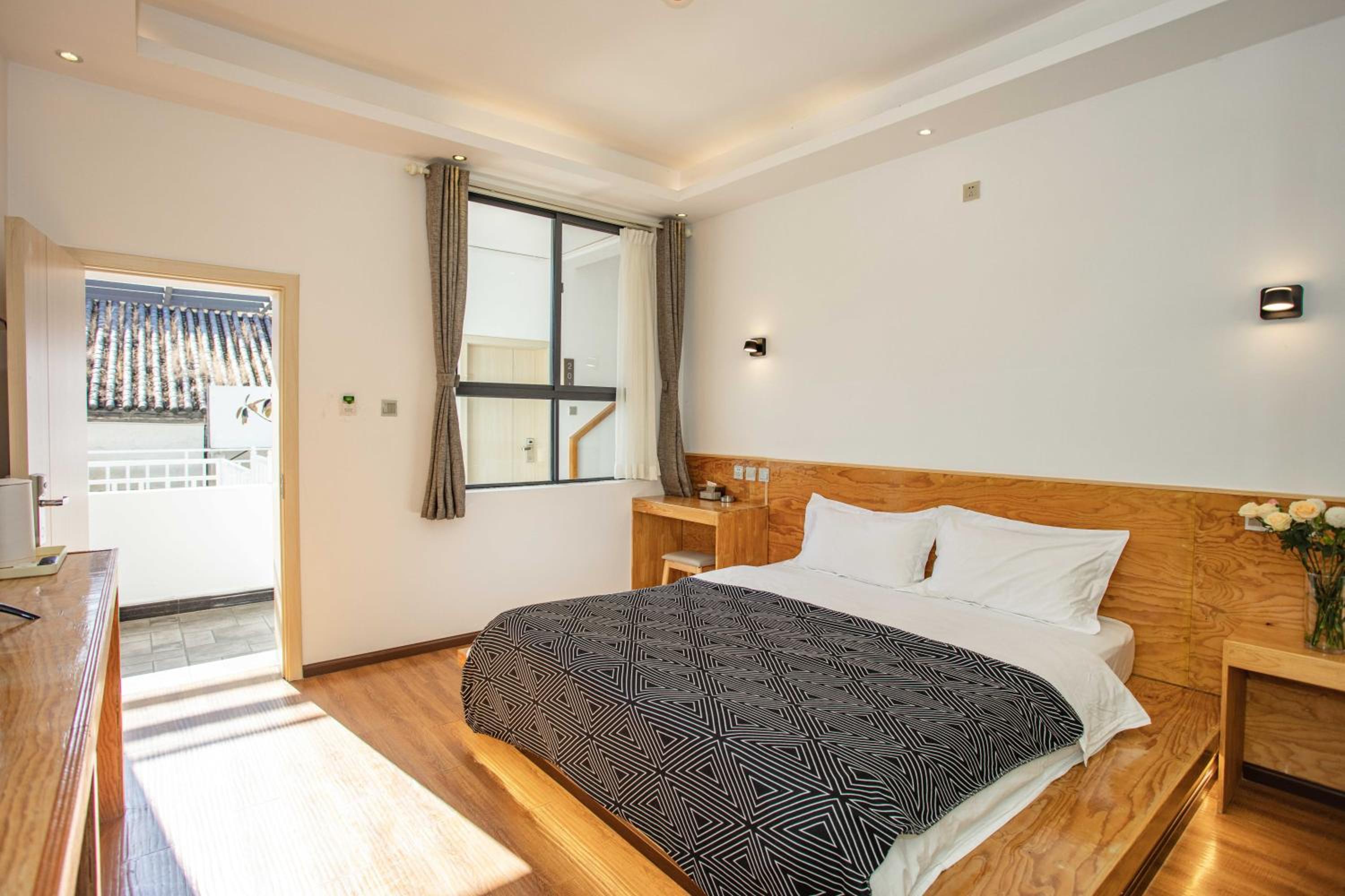 Double Room with Private Bathroom photo 3