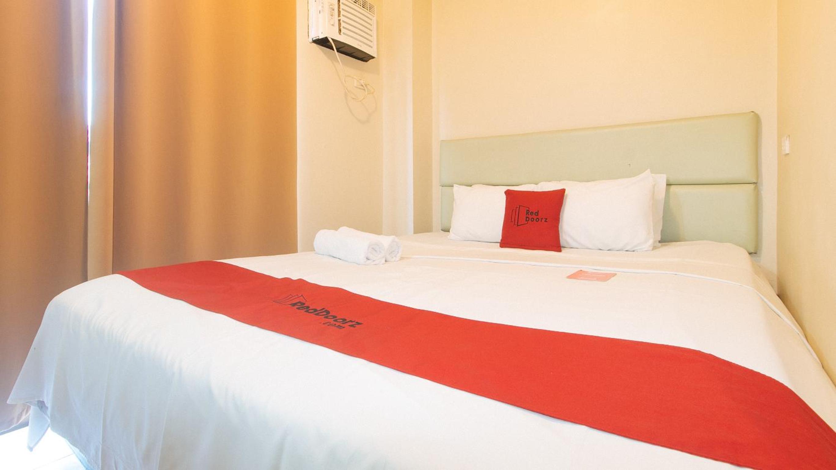Standard Double Room - Photo 5