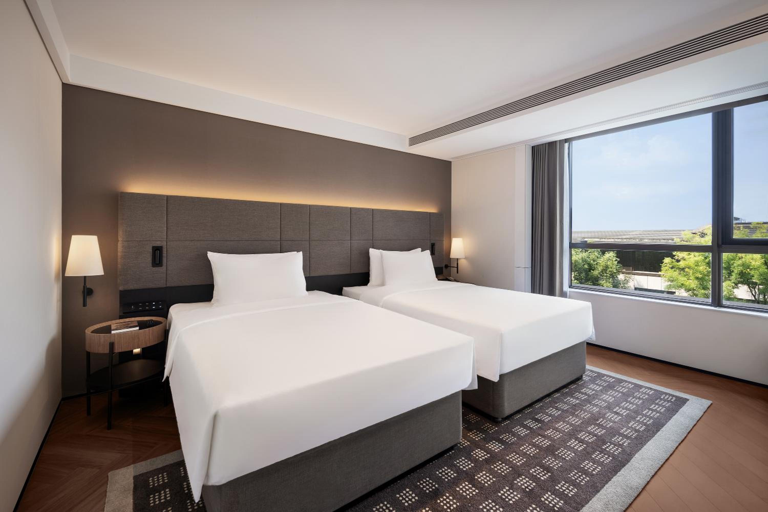 Deluxe Twin Room photo 1
