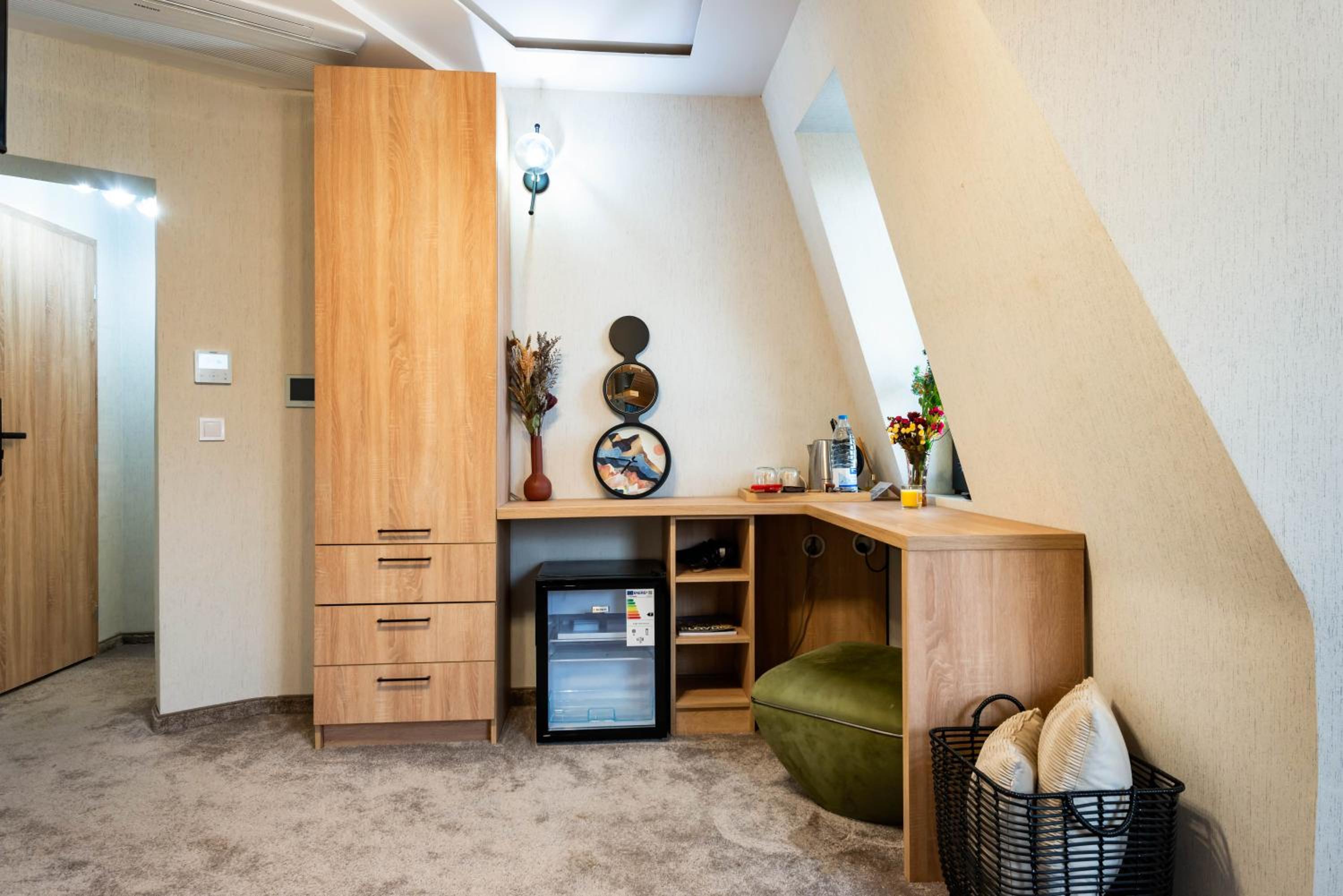 Classic Quadruple Room - Photo 8