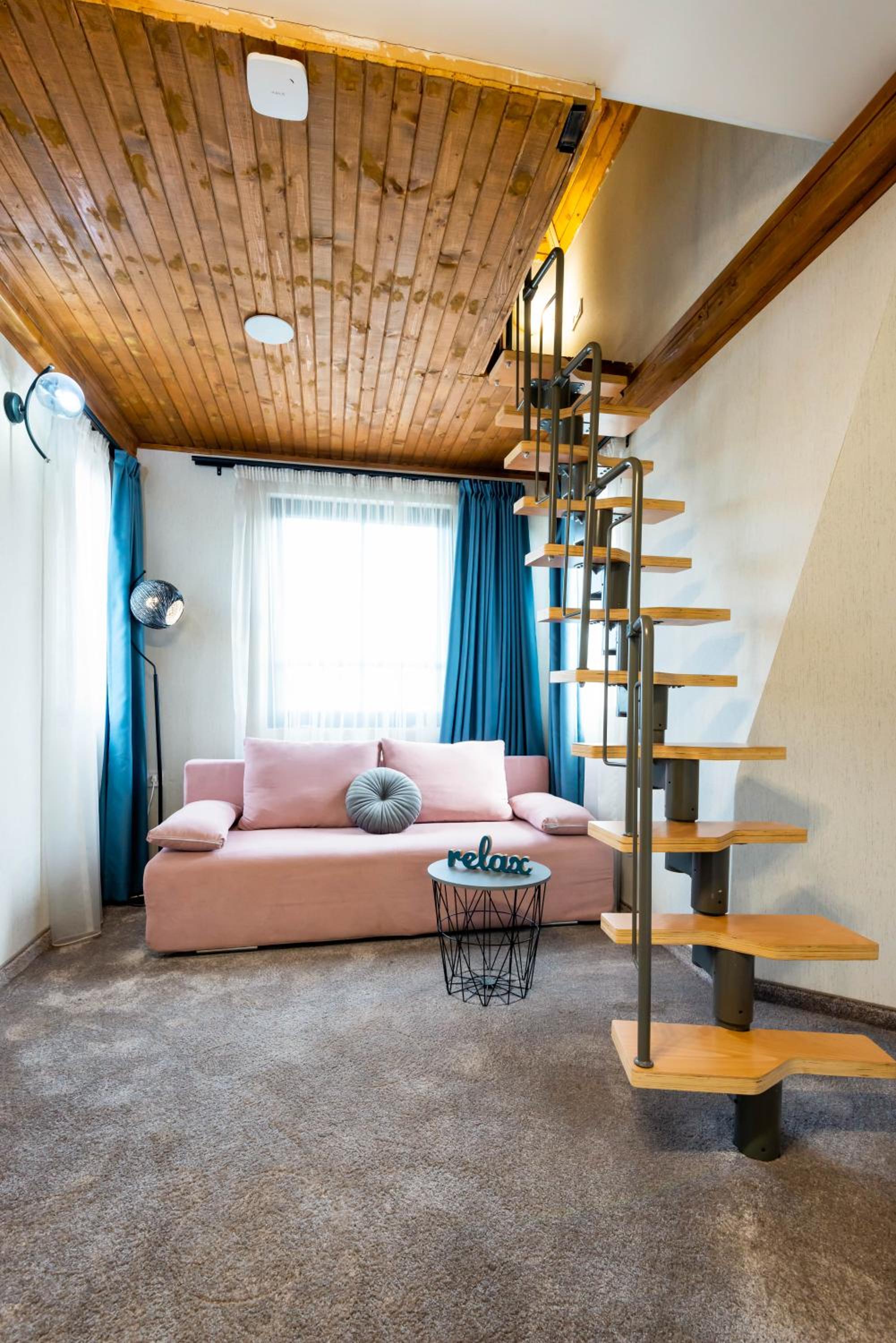 Classic Quadruple Room - Photo 10