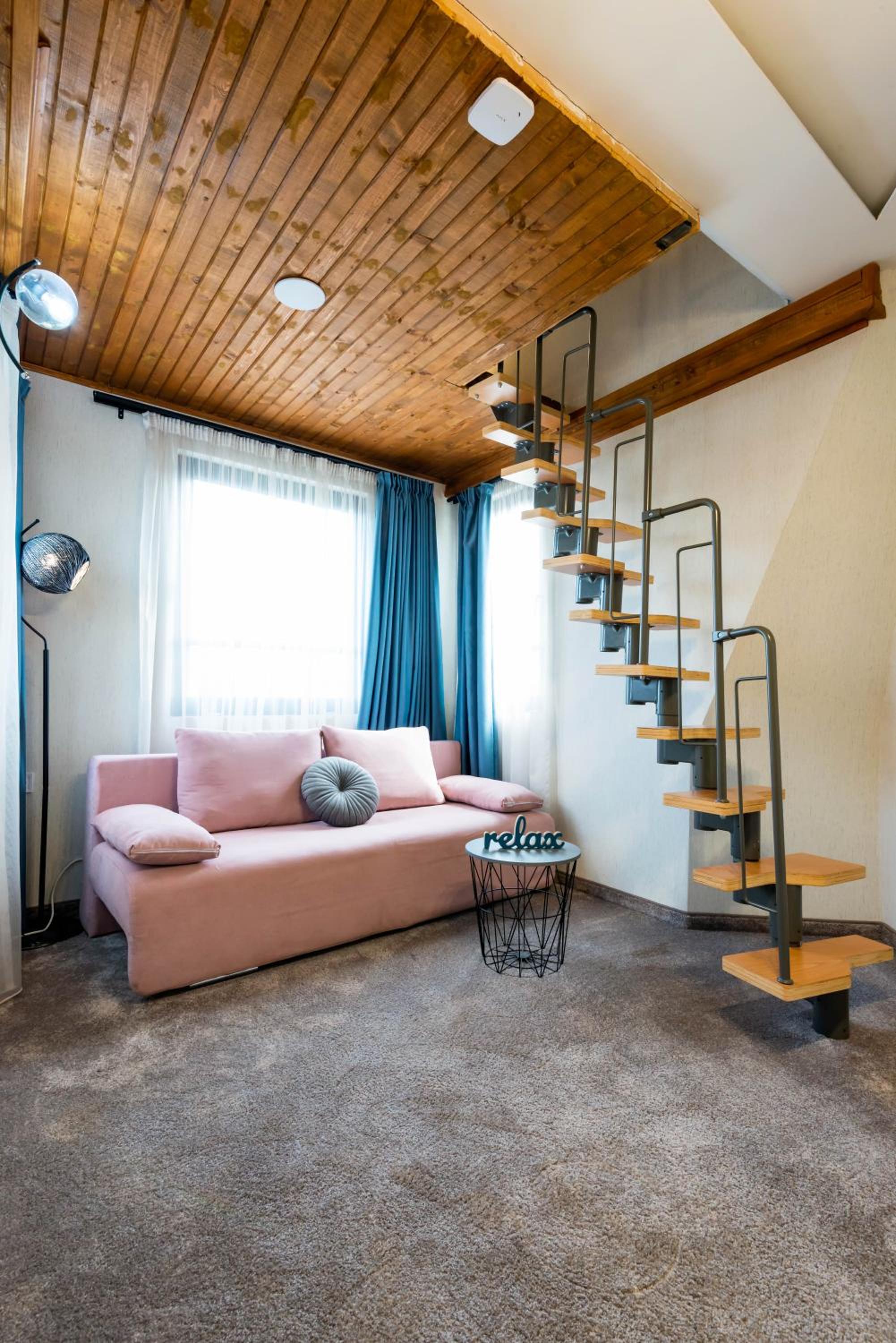 Classic Quadruple Room - Photo 11