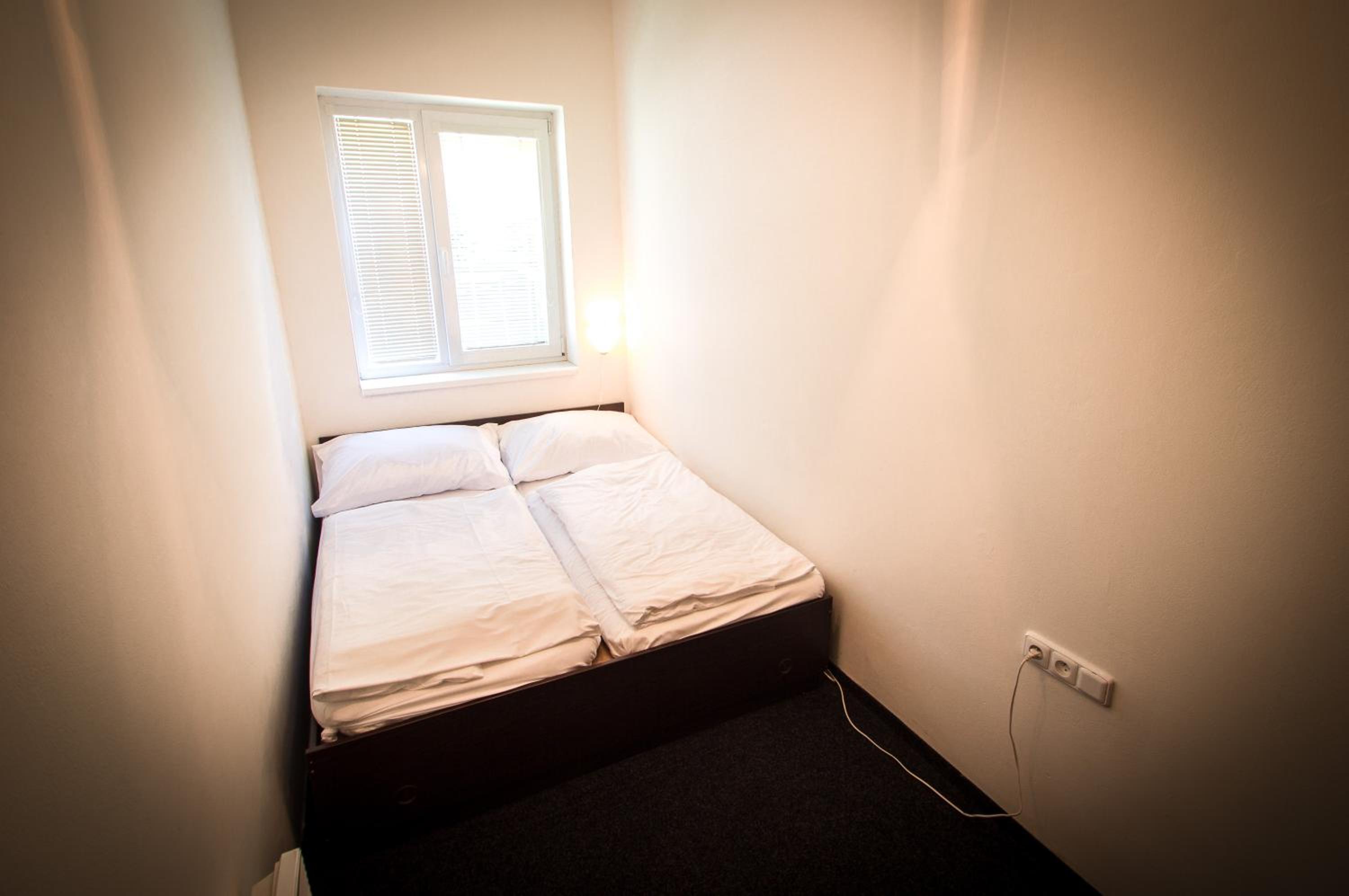 Two-Bedroom Apartment - Photo 3