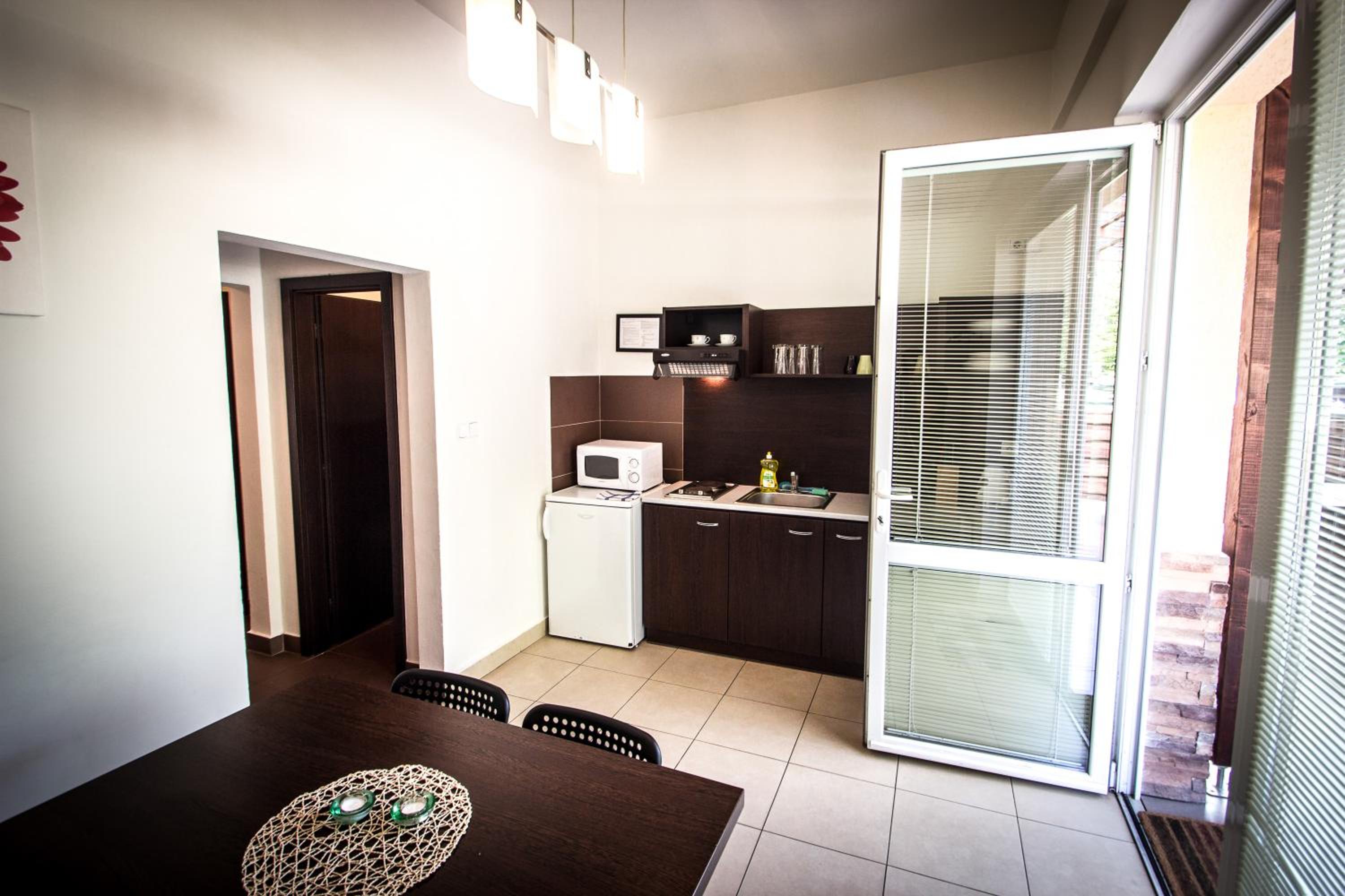 Two-Bedroom Apartment - Photo 5