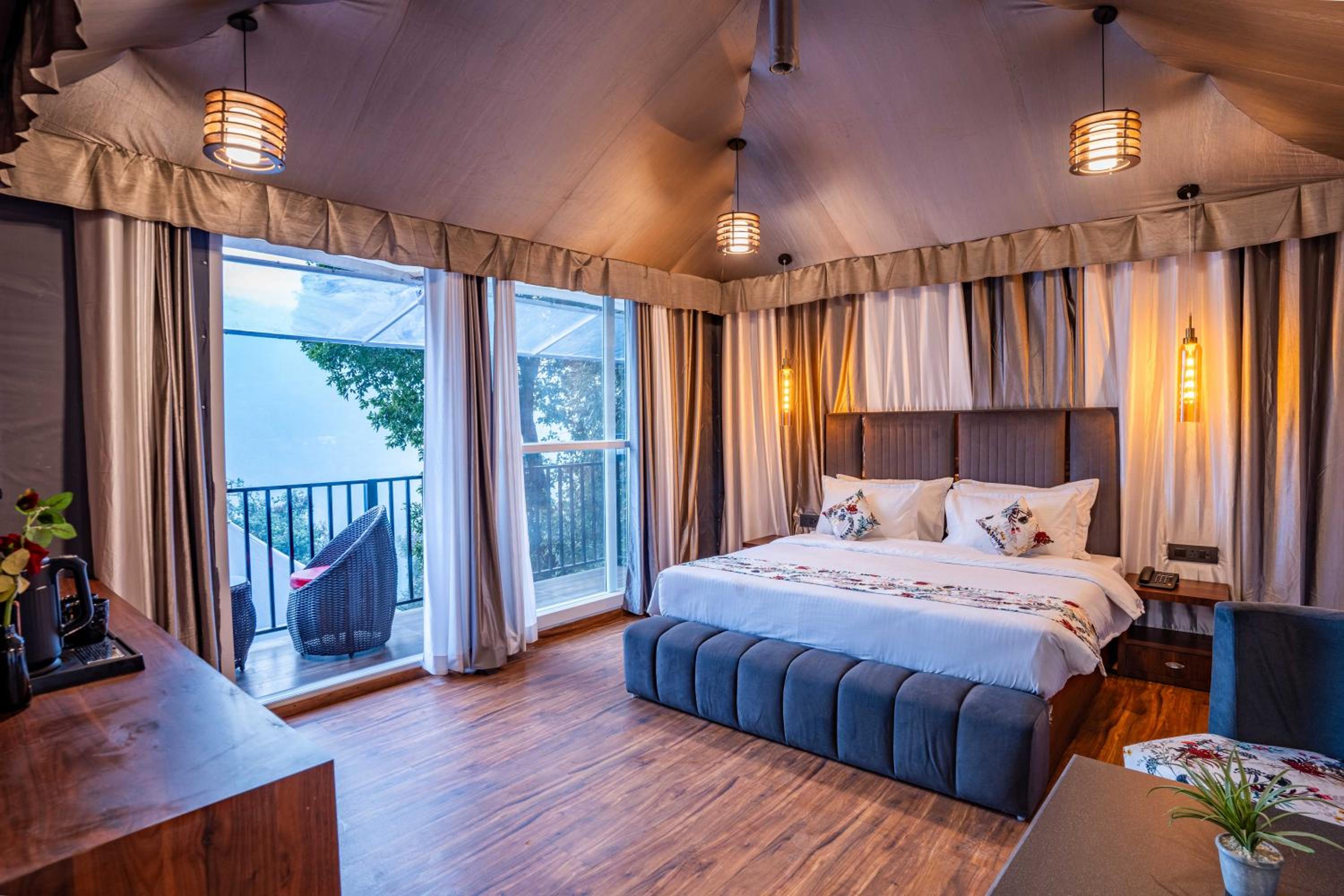 Suite With Lake View