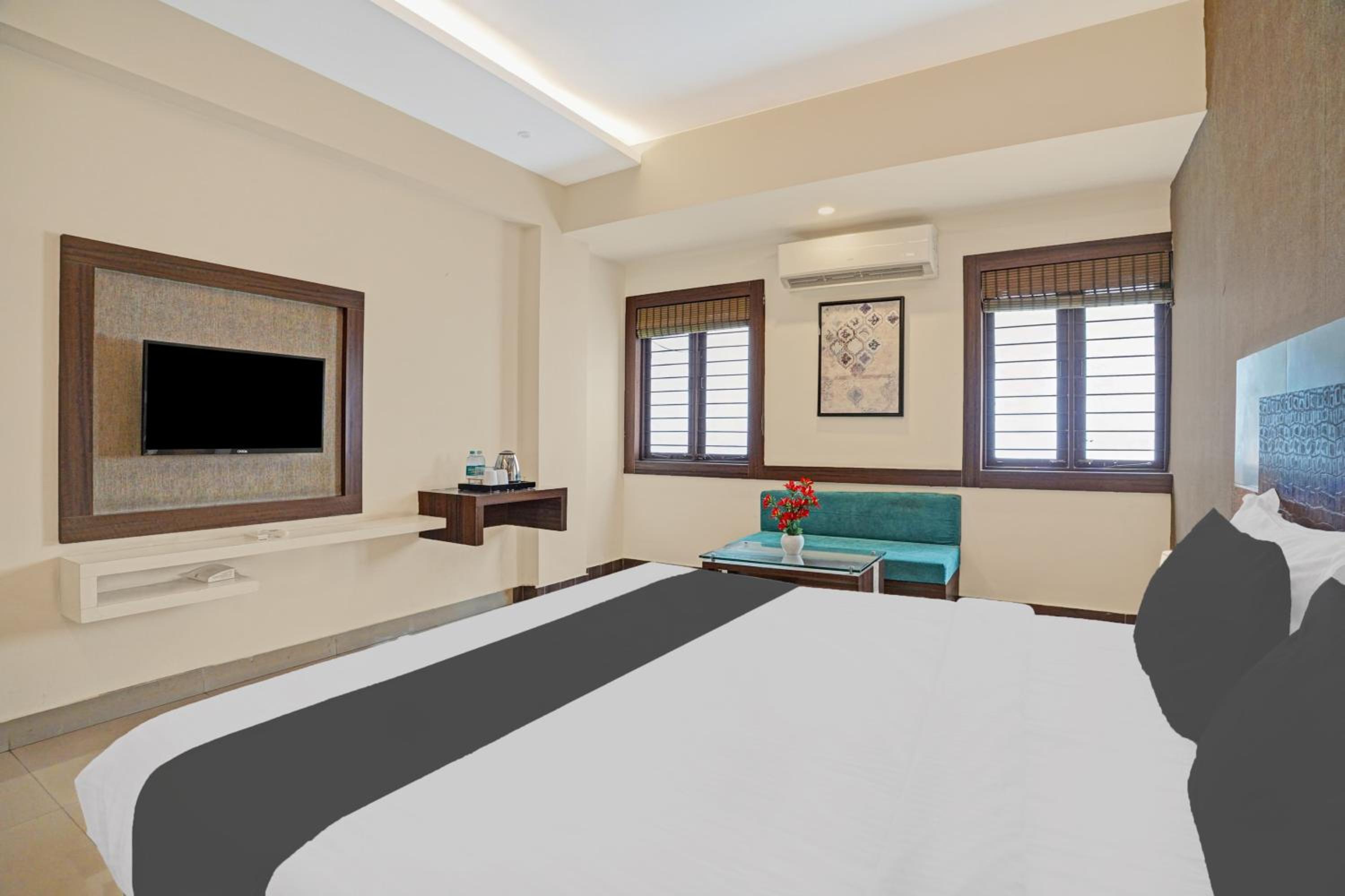 Classic Triple Room photo 2