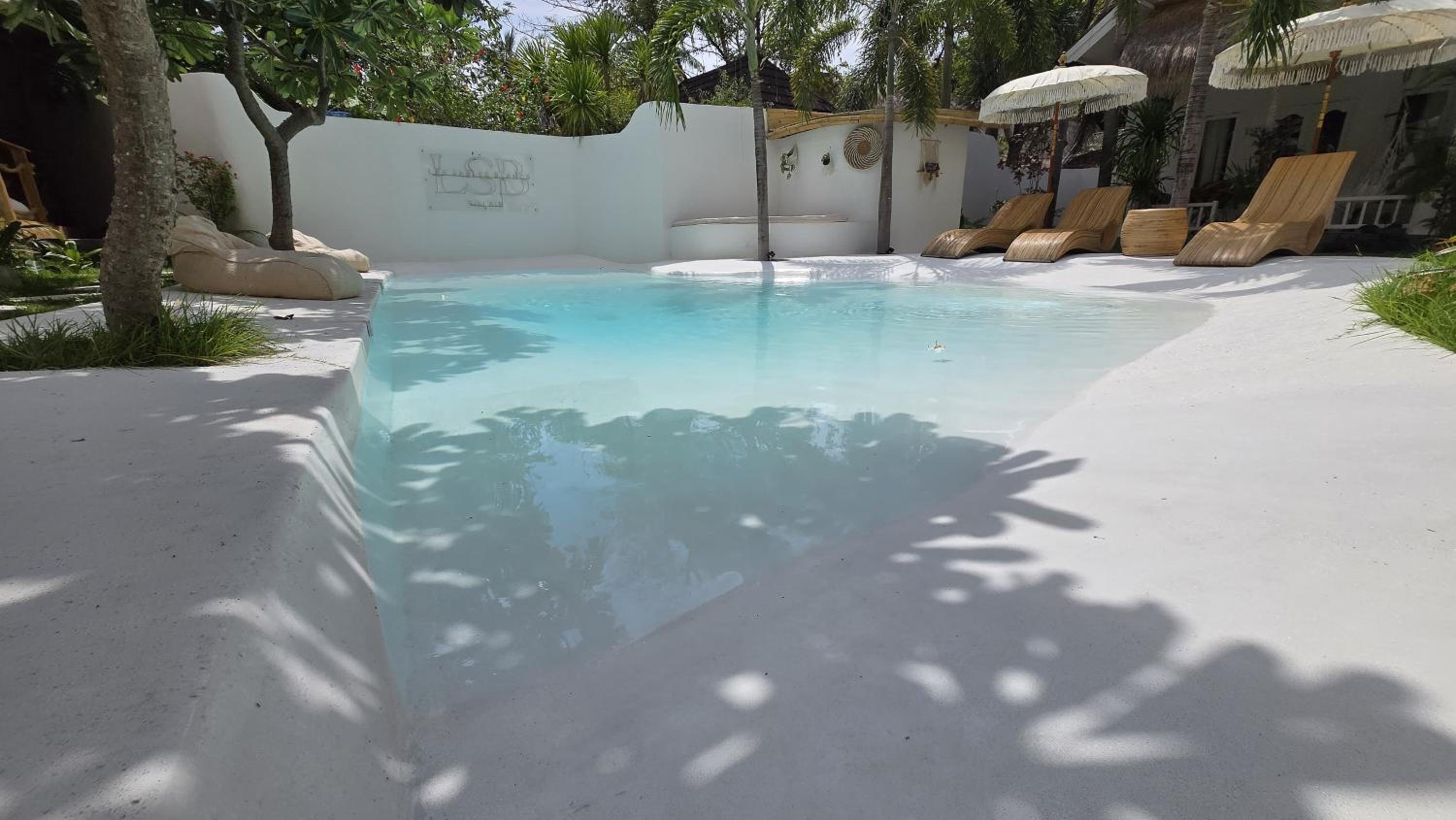 Deluxe Bungalow photo 3