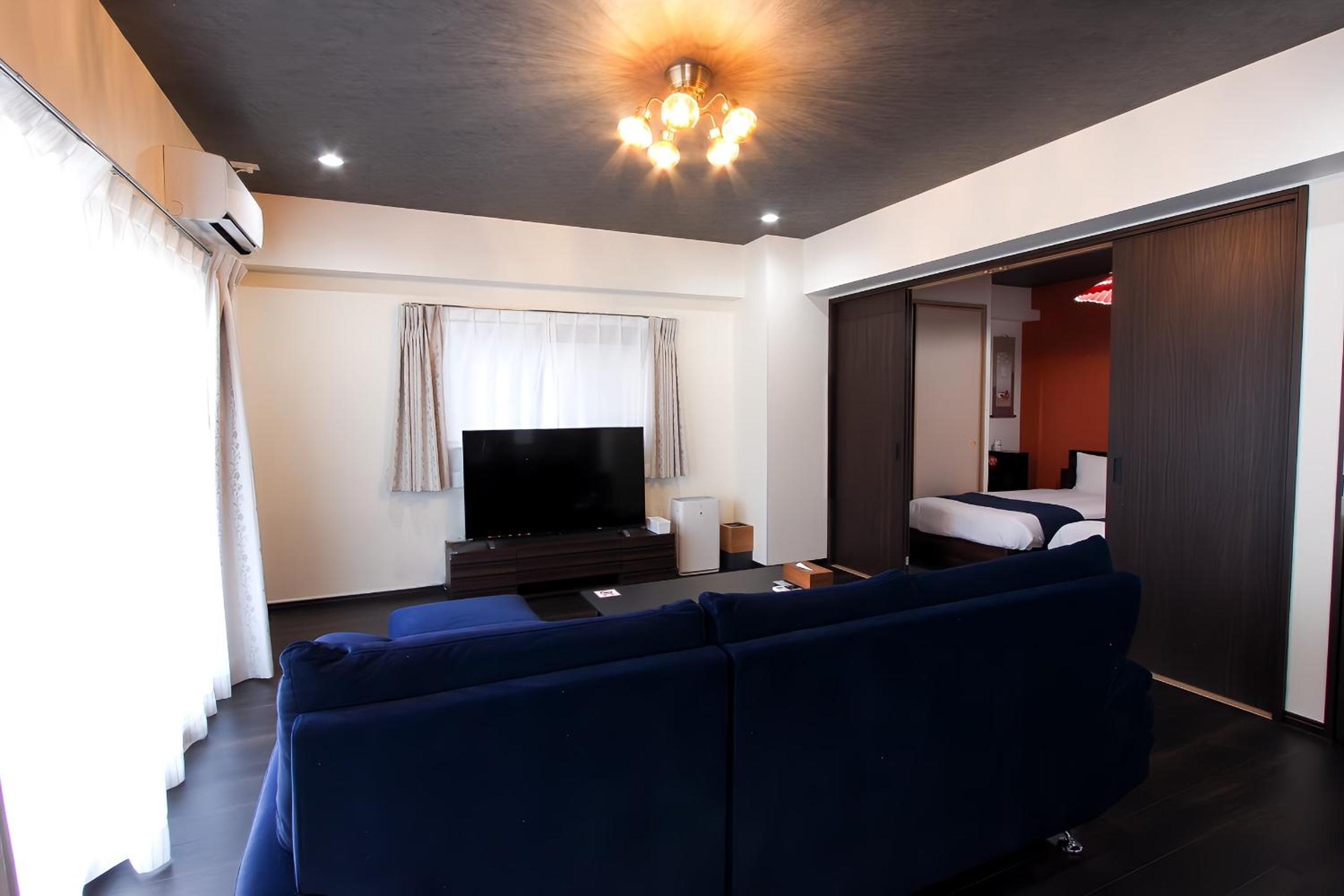 Apartment with Park View