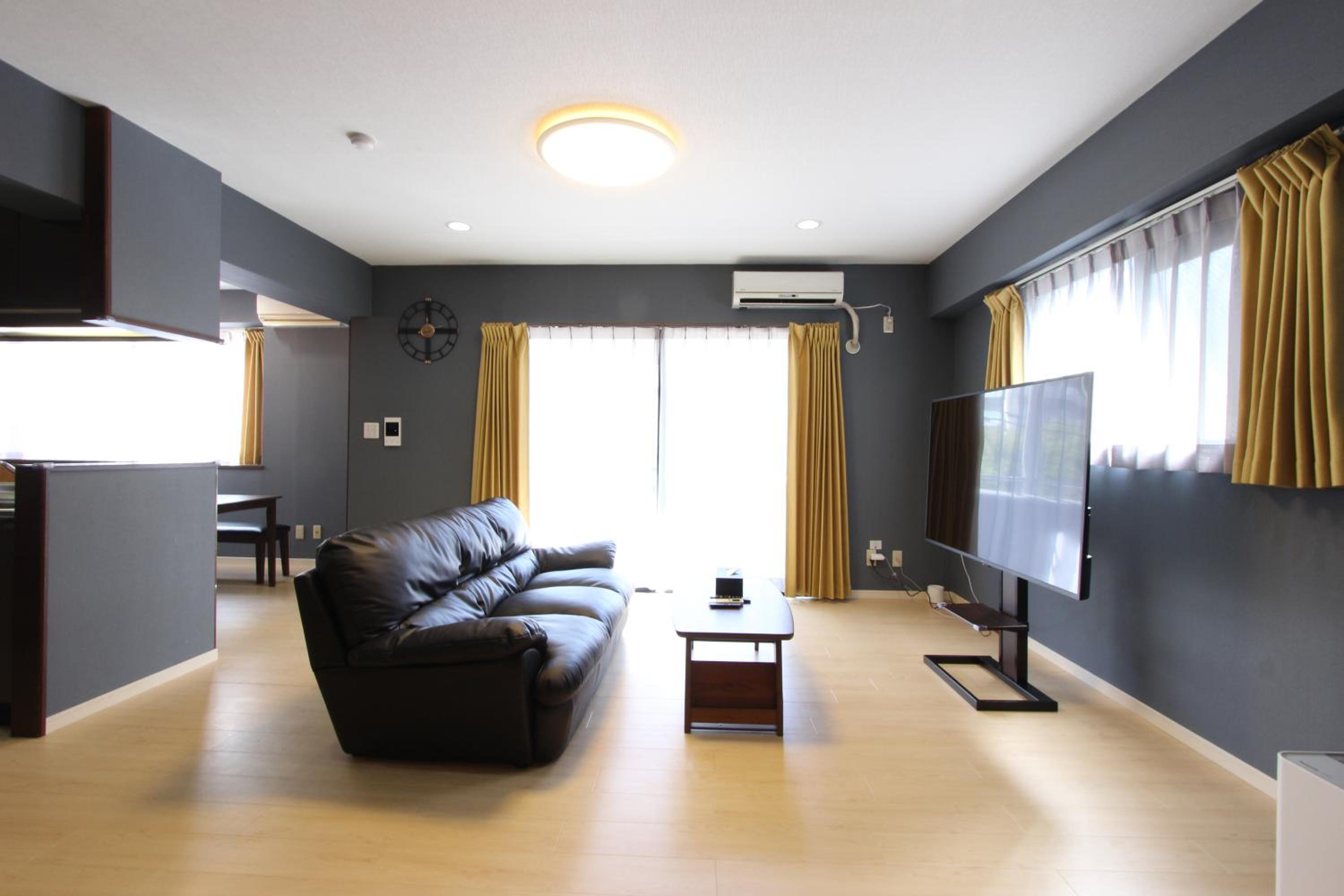 Deluxe Family Room