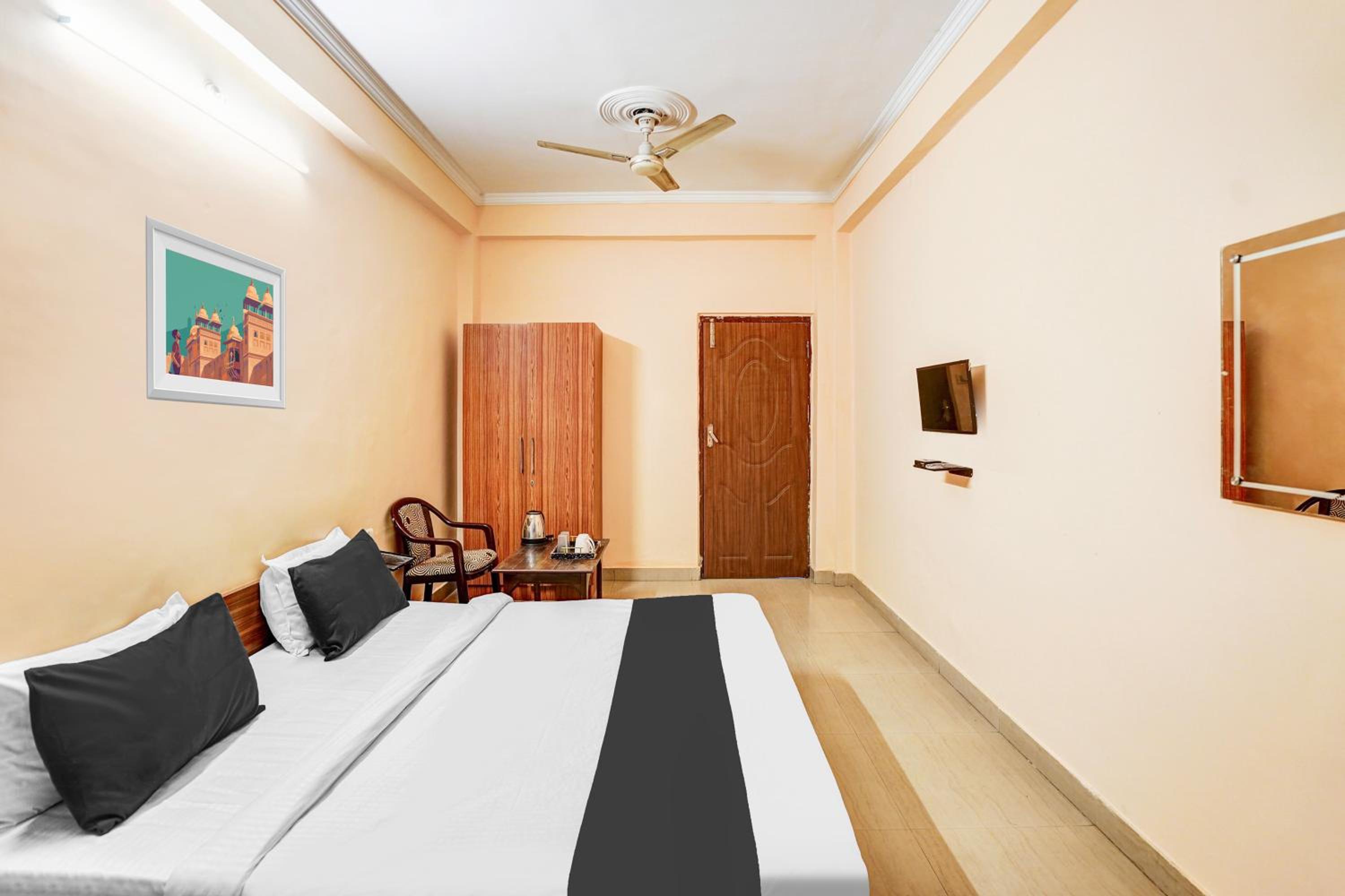 Standard Double Room photo 3