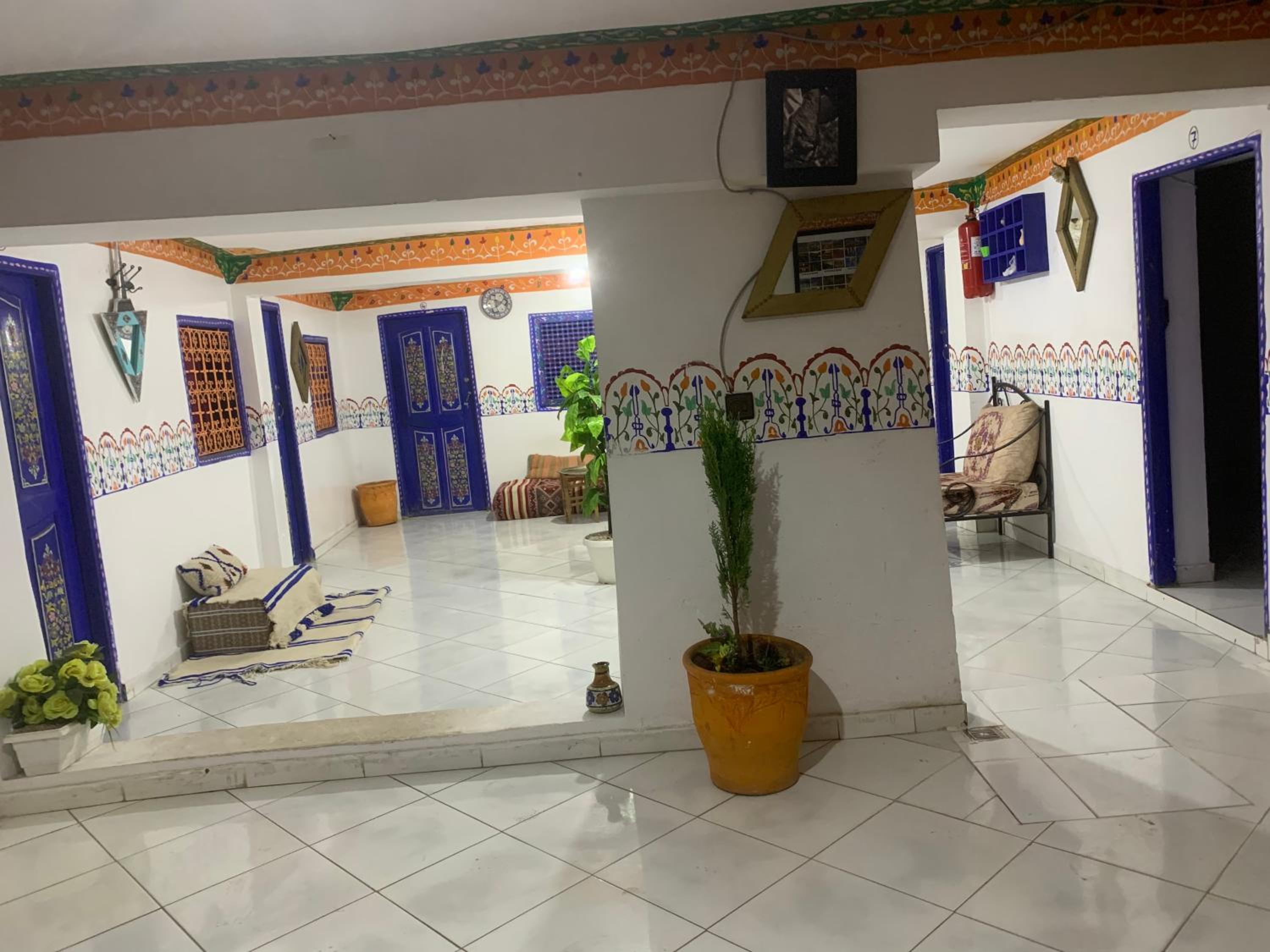 Standard Twin Room with Shared Bathroom