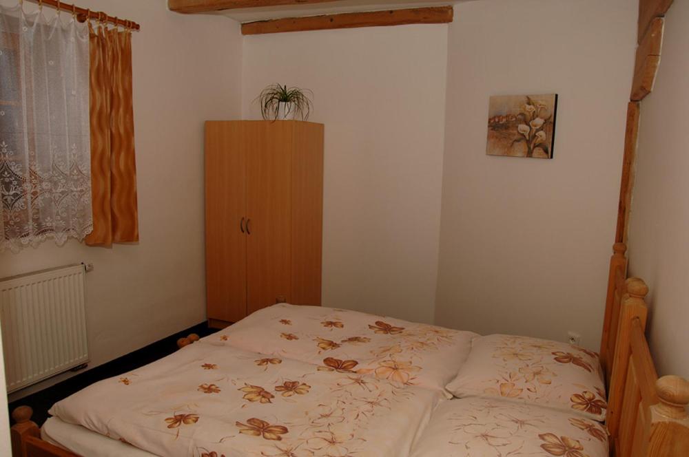 Double Room With Private Bathroom photo 1