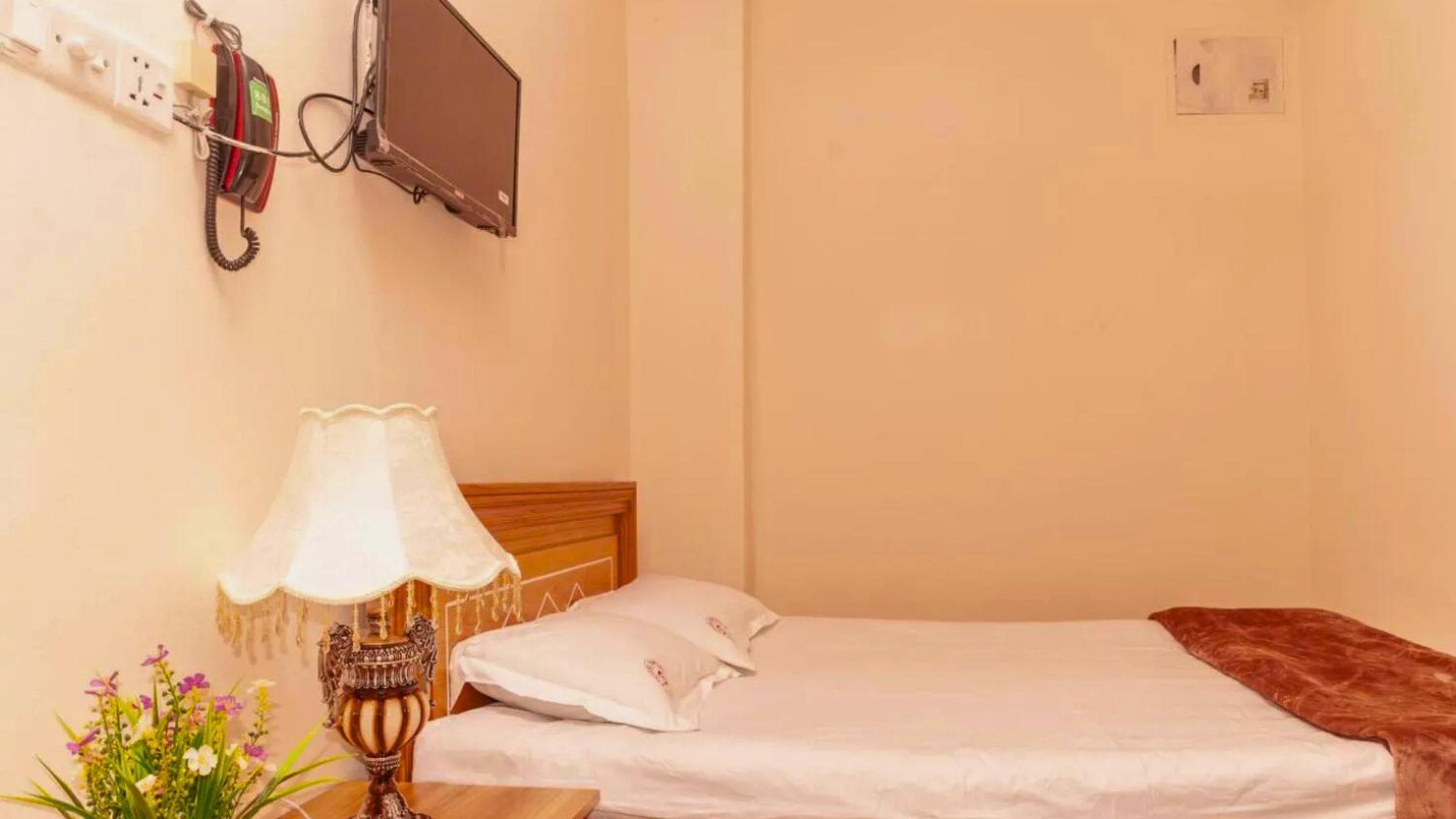 Standard Single Room photo 2
