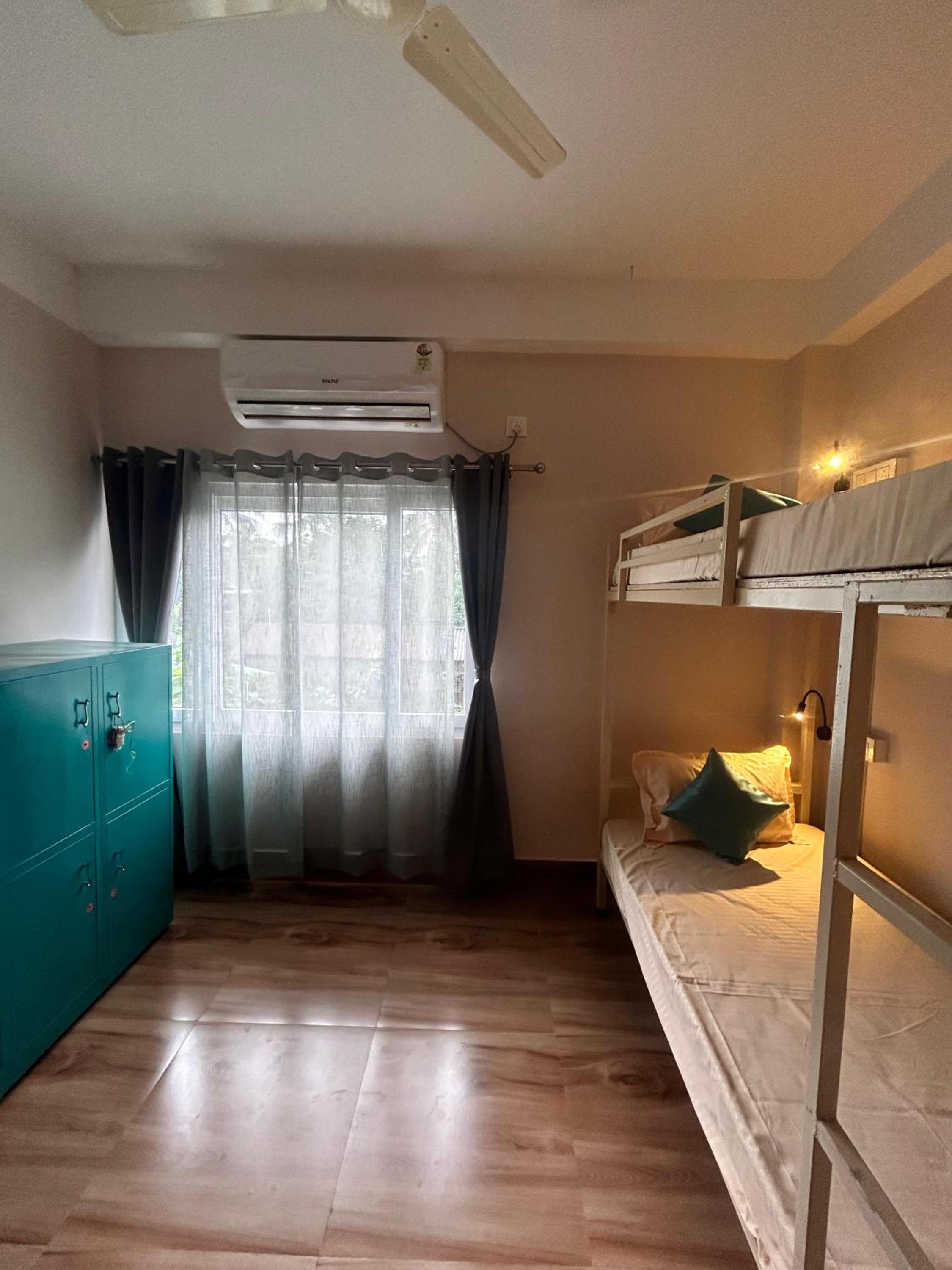 Bed in 4-Bed Female Dormitory Room photo 1