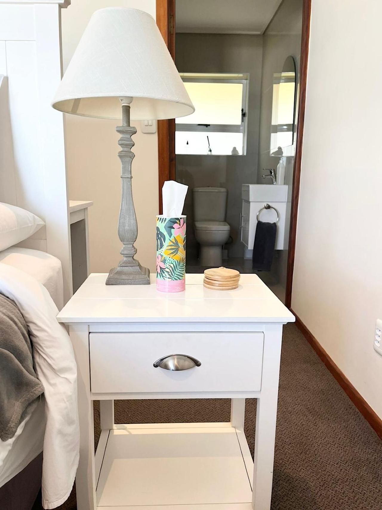 Double Room with Balcony and Sea View - Photo 8