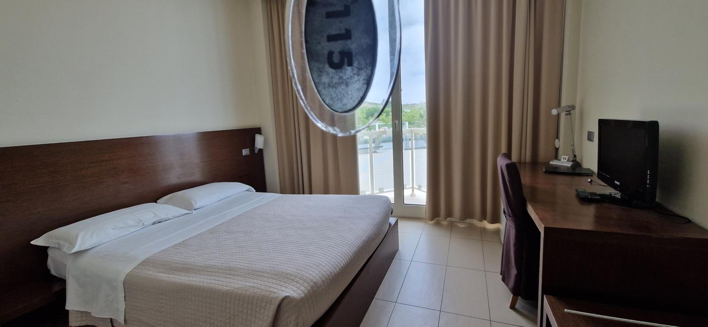 Double Room - Photo 1