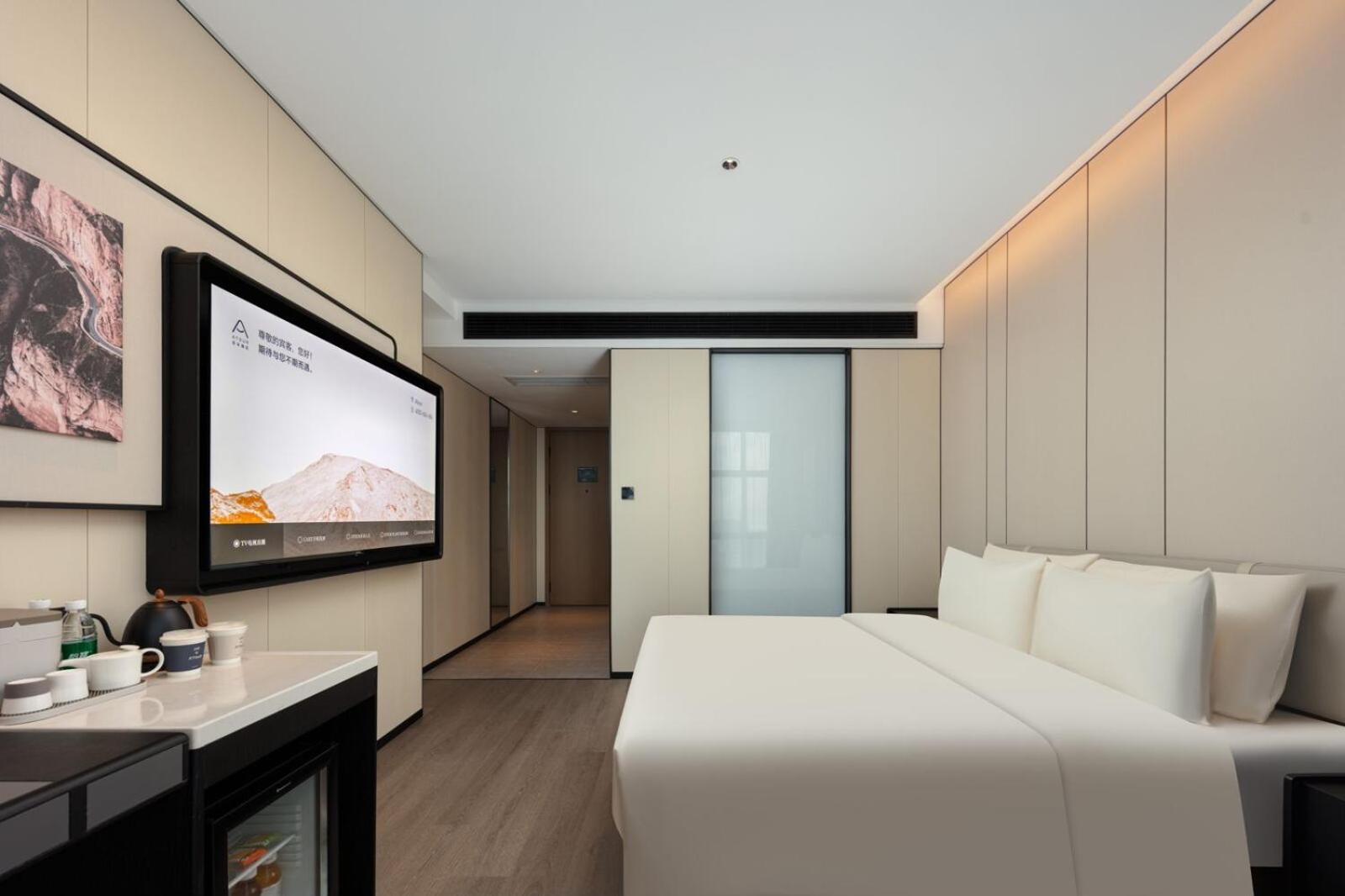Jimu Double Room with City View photo 2