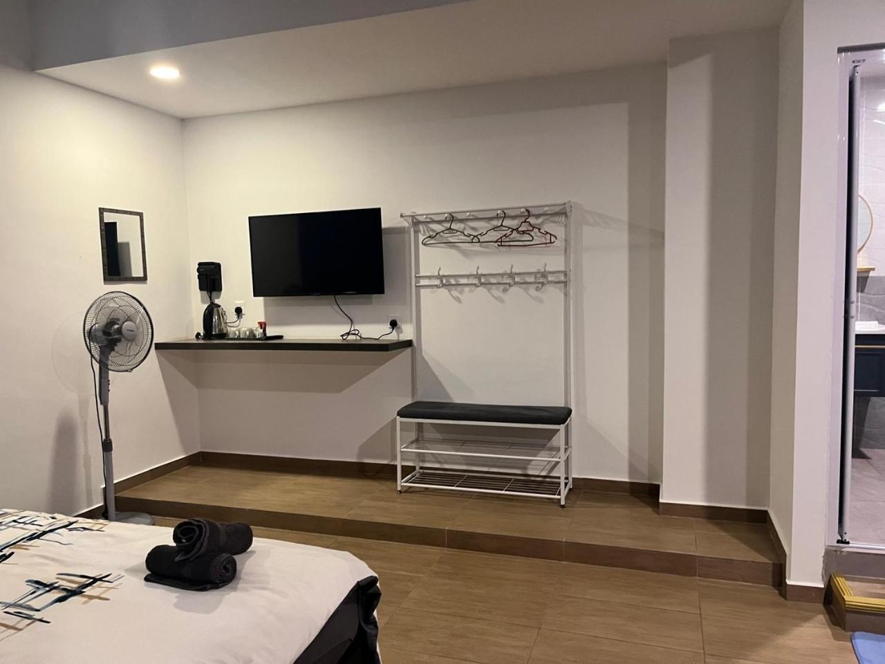 Luxury Quadruple Room - Photo 6