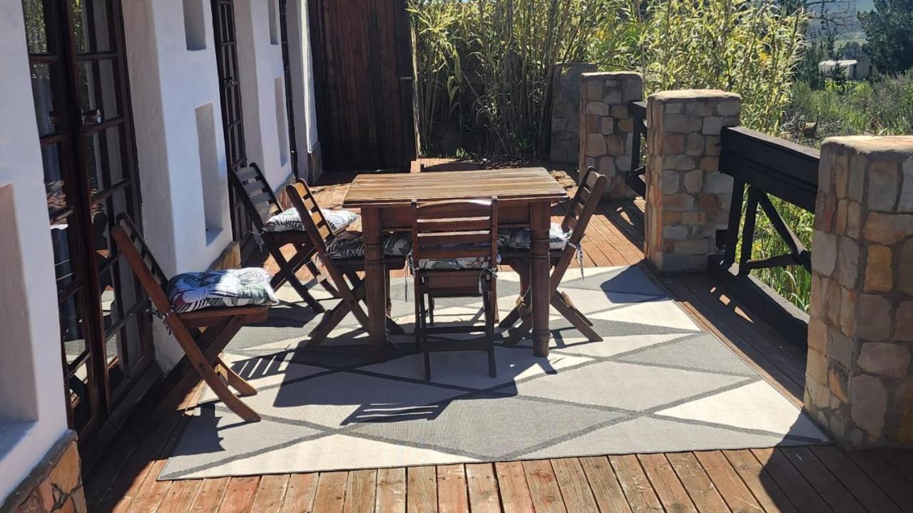 Three-Bedroom Chalet - Photo 3