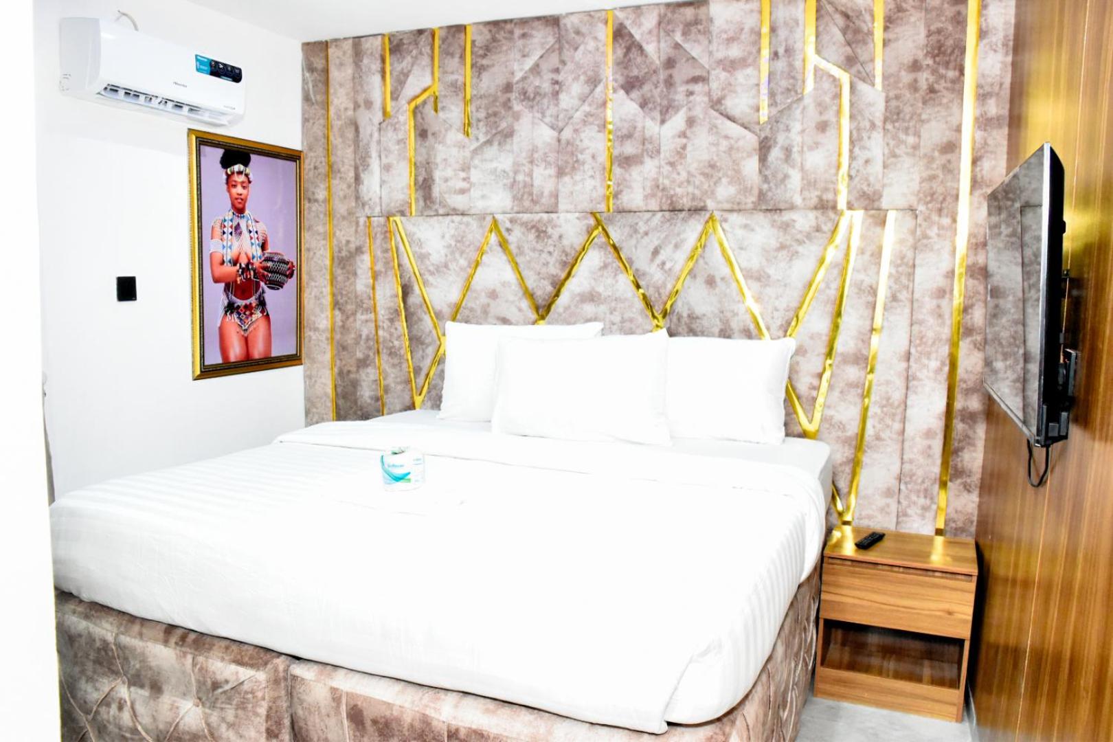 Standard Suite