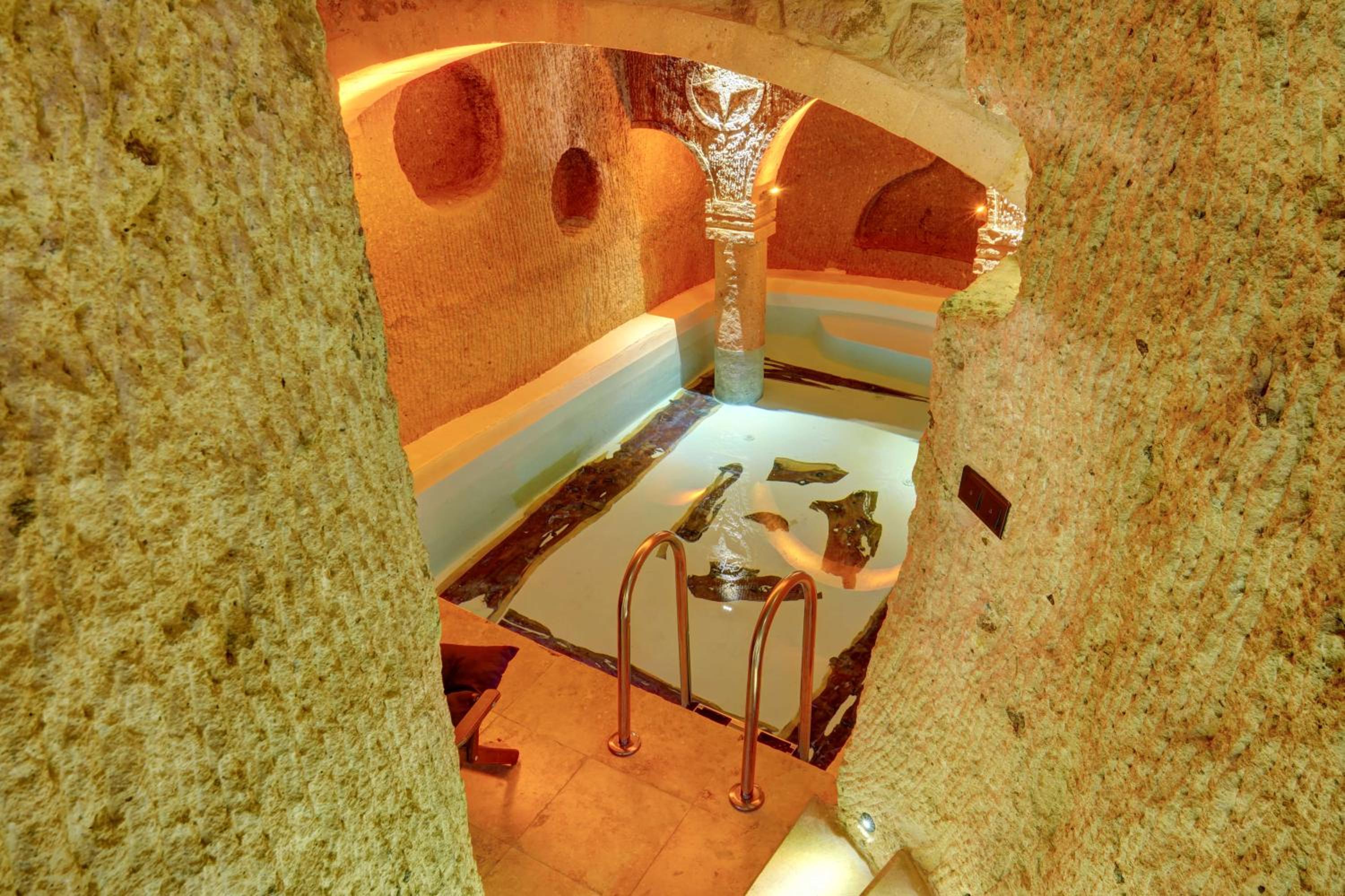 King Room with Pool View photo 2