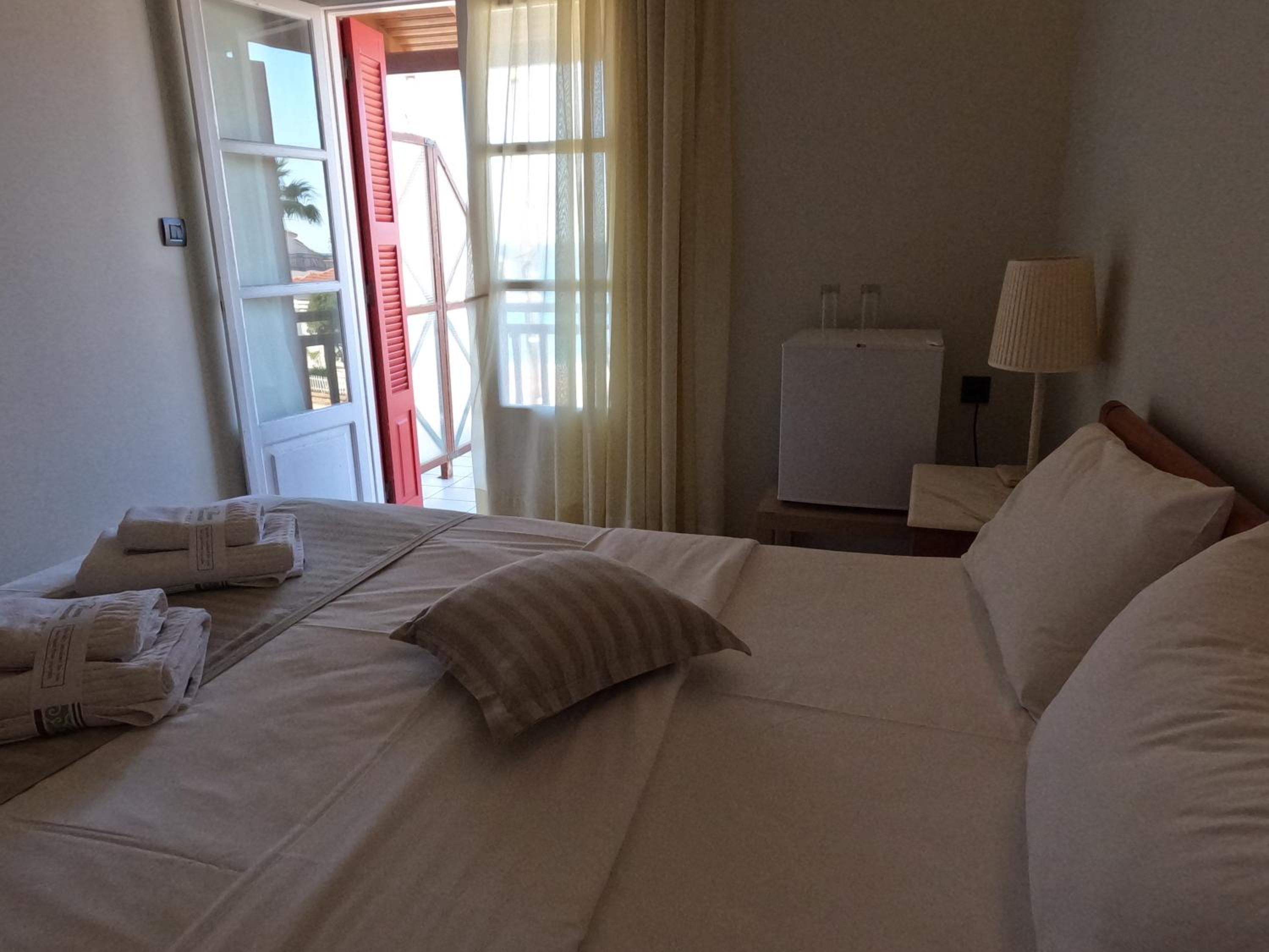 Standard Room with Sea View - Photo 6