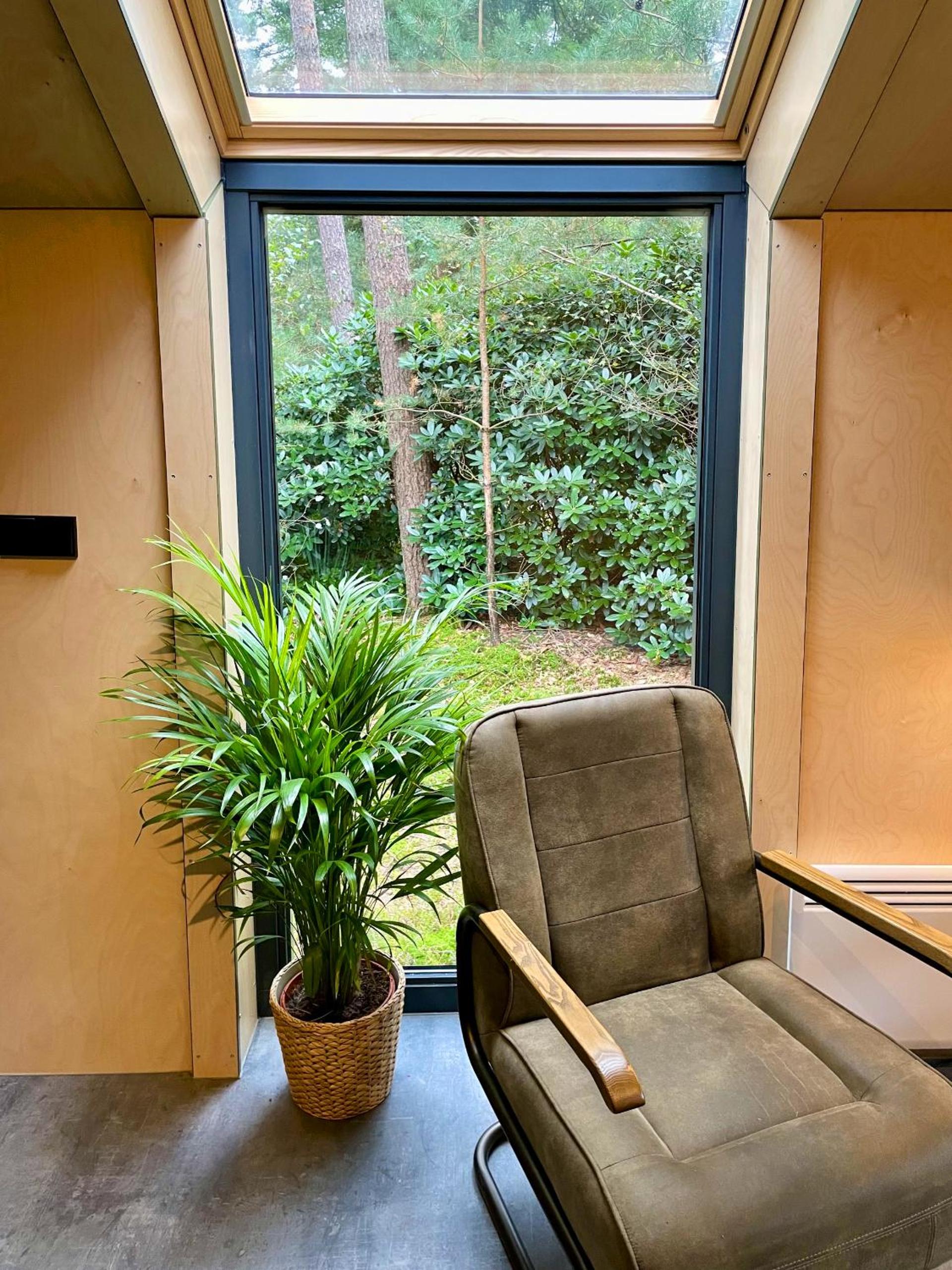 Small House with Private Jacuzzi - Photo 12