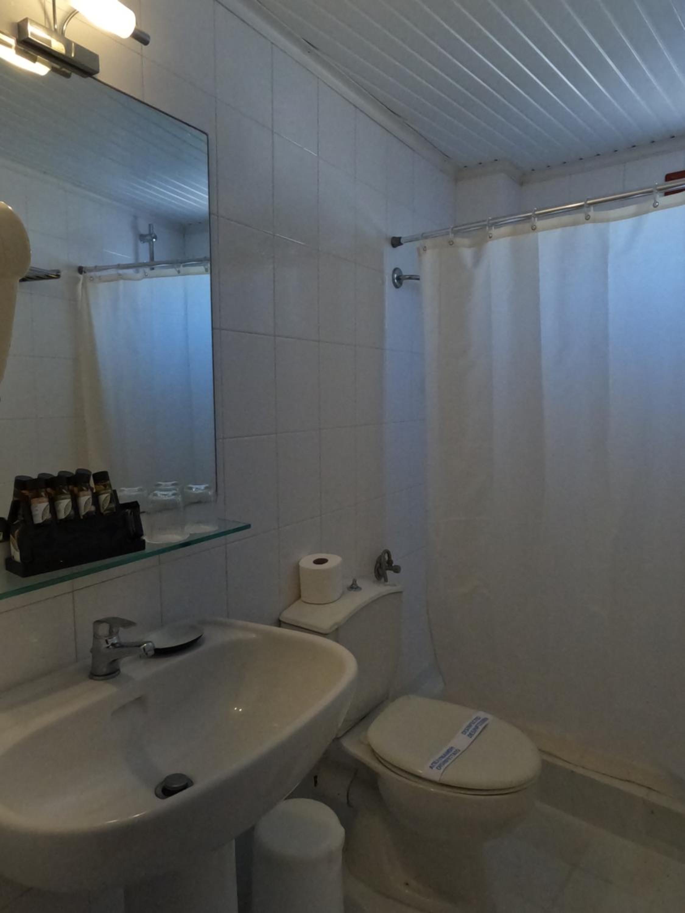 Suite - Photo 3
