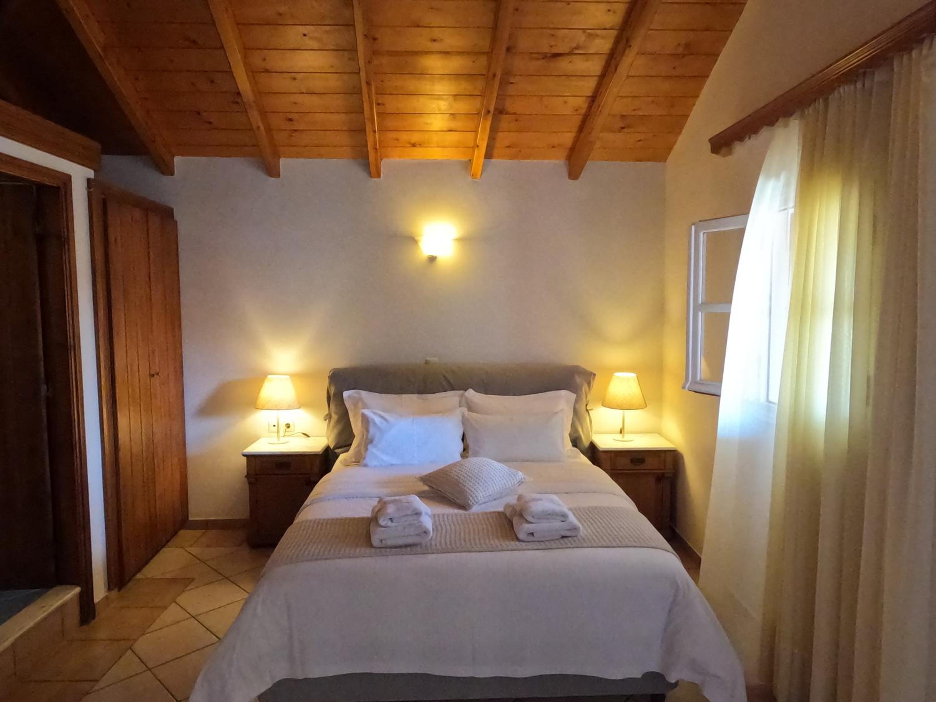 Attic with Sea View - Photo 3