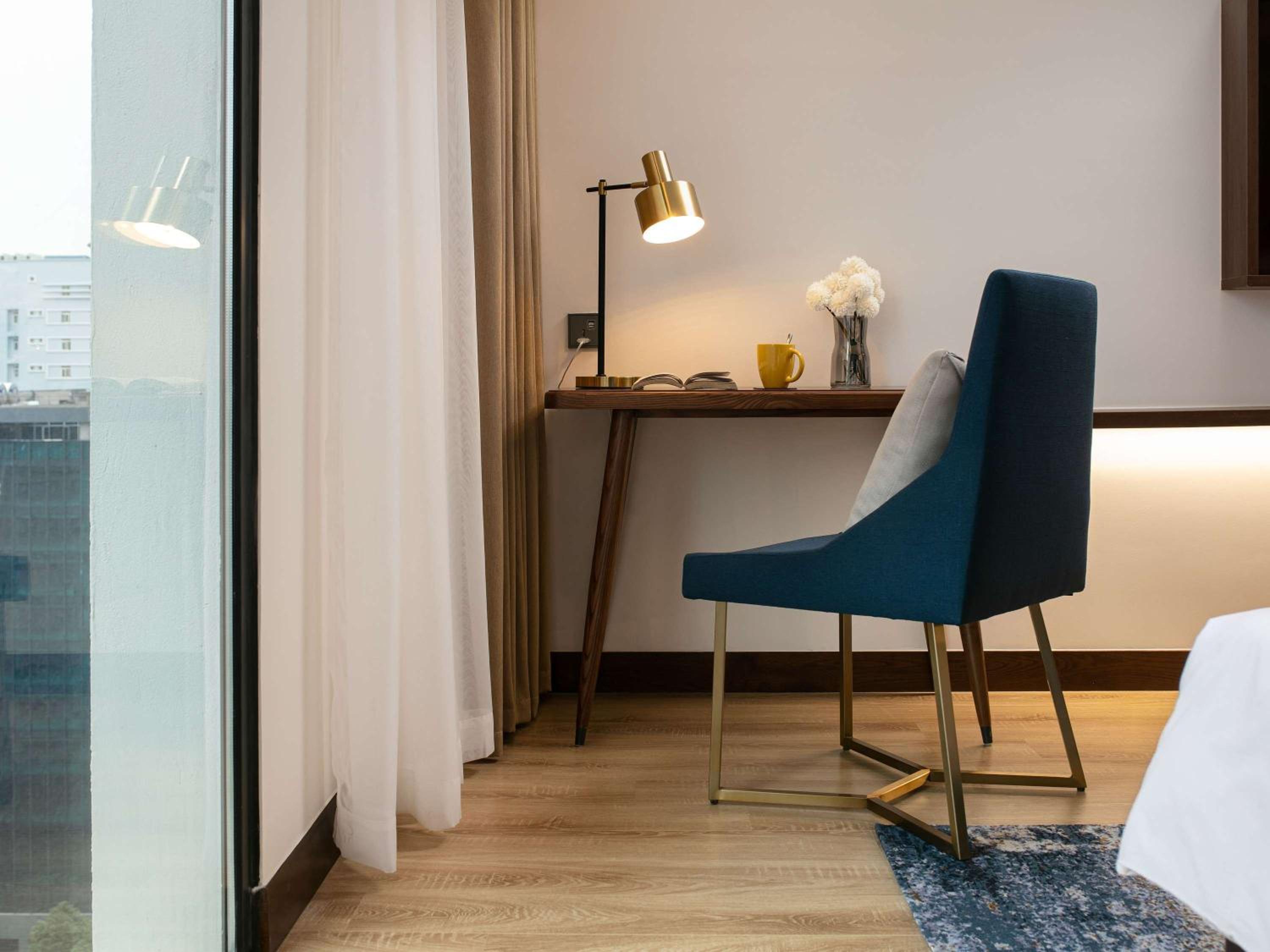 Deluxe King Room - Free Chocolate Hour 16:00 to 17:00