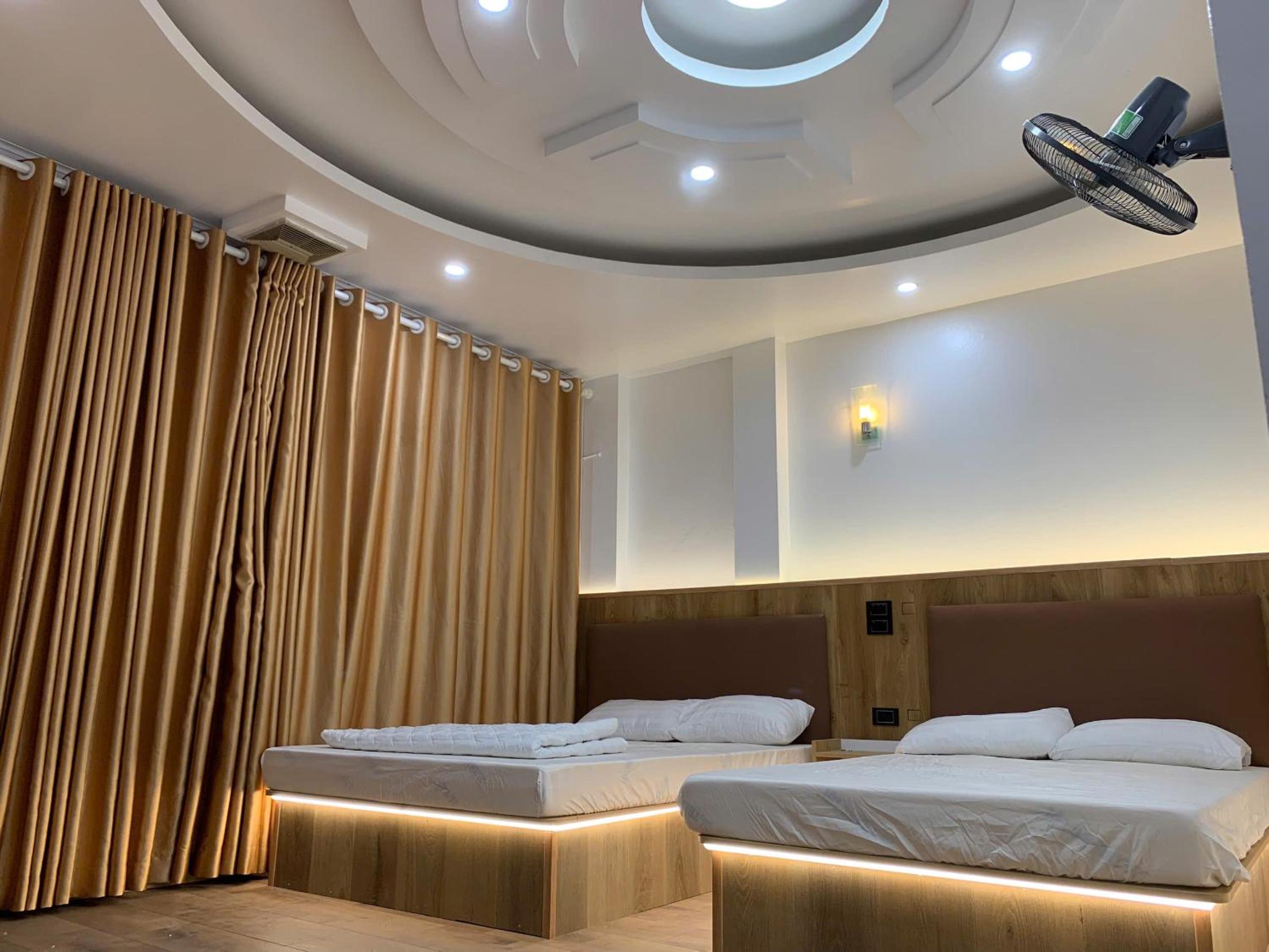 Standard Twin Room - Photo 6