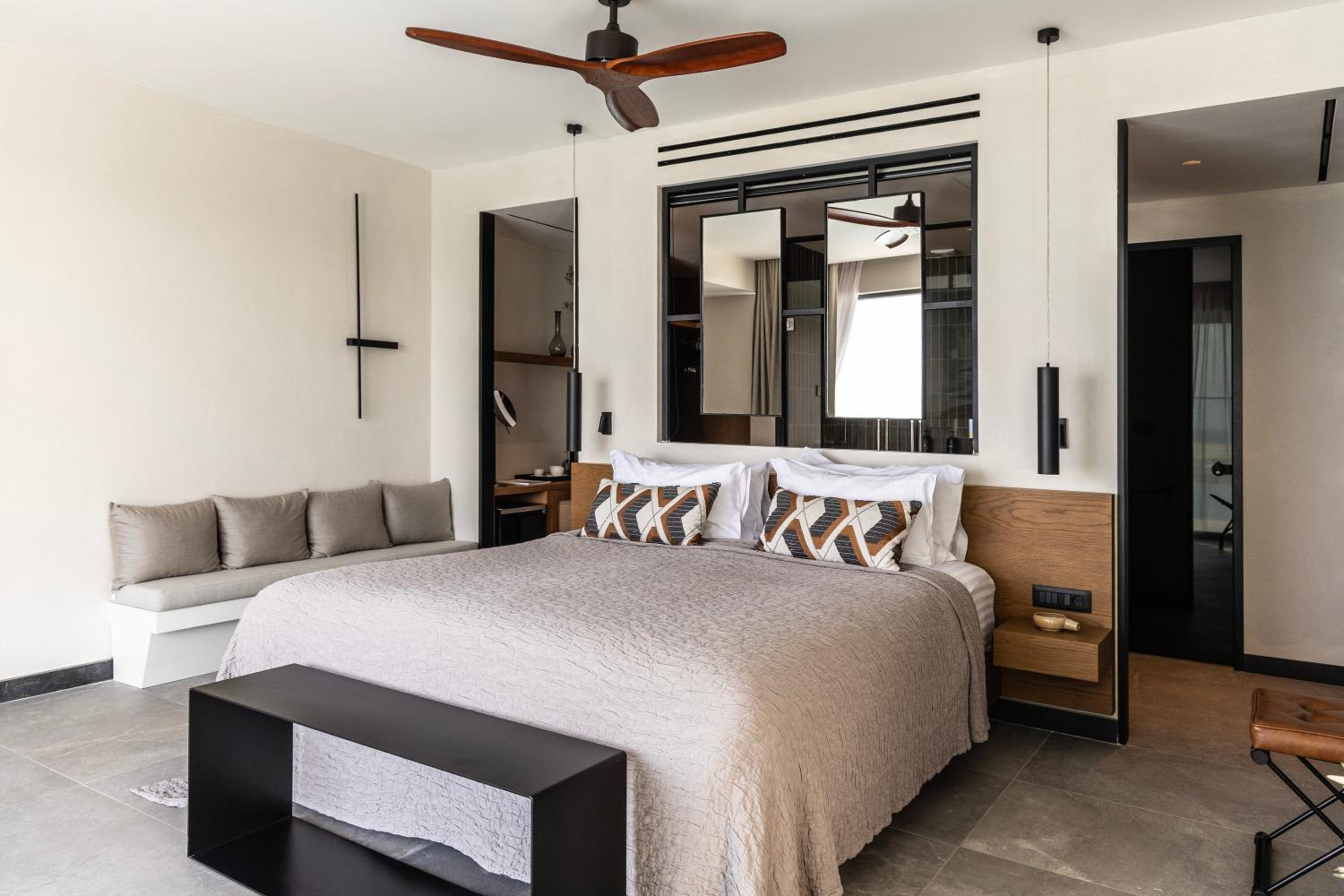 Garden Suite with Sea View