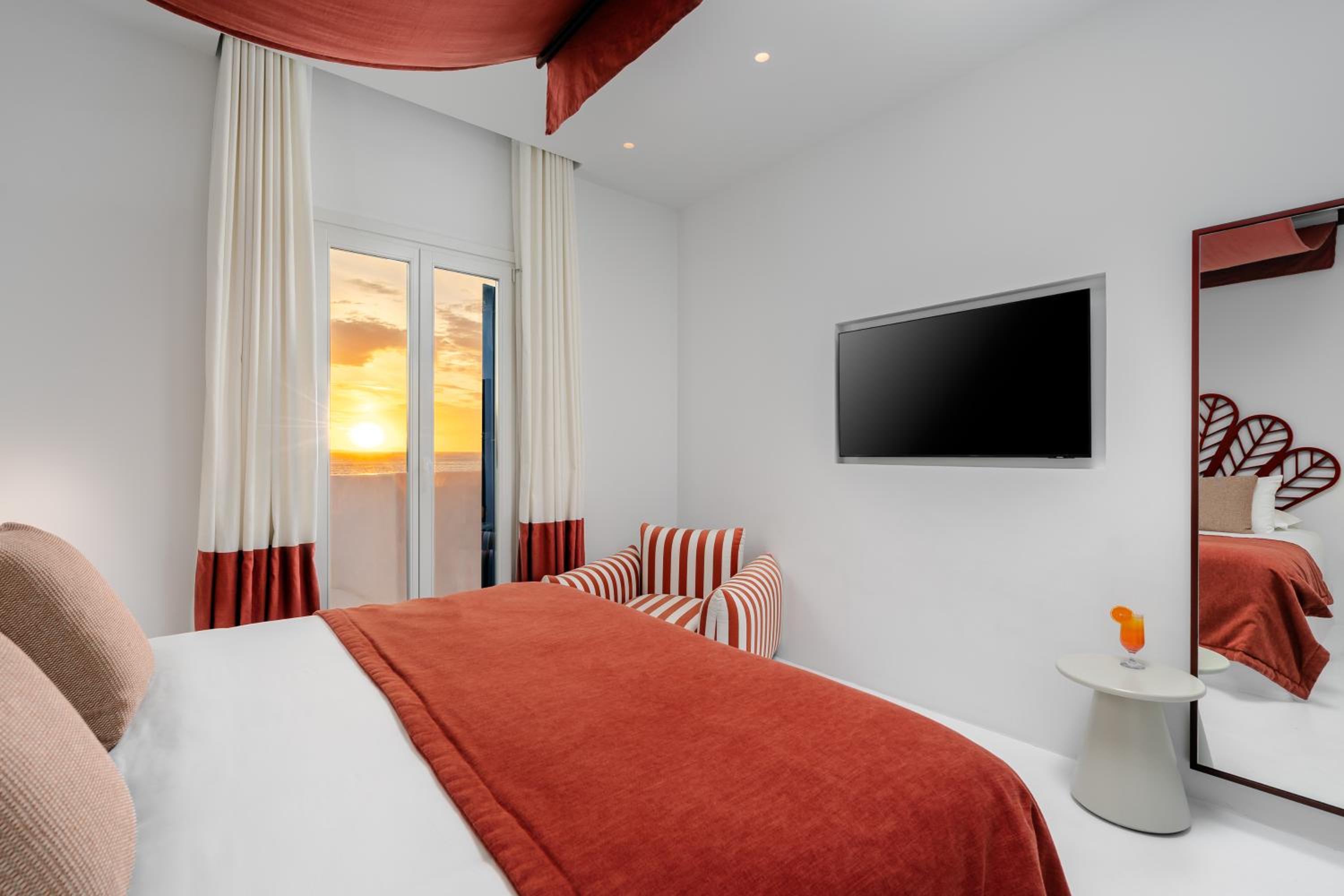 Sunset Suite Sea View