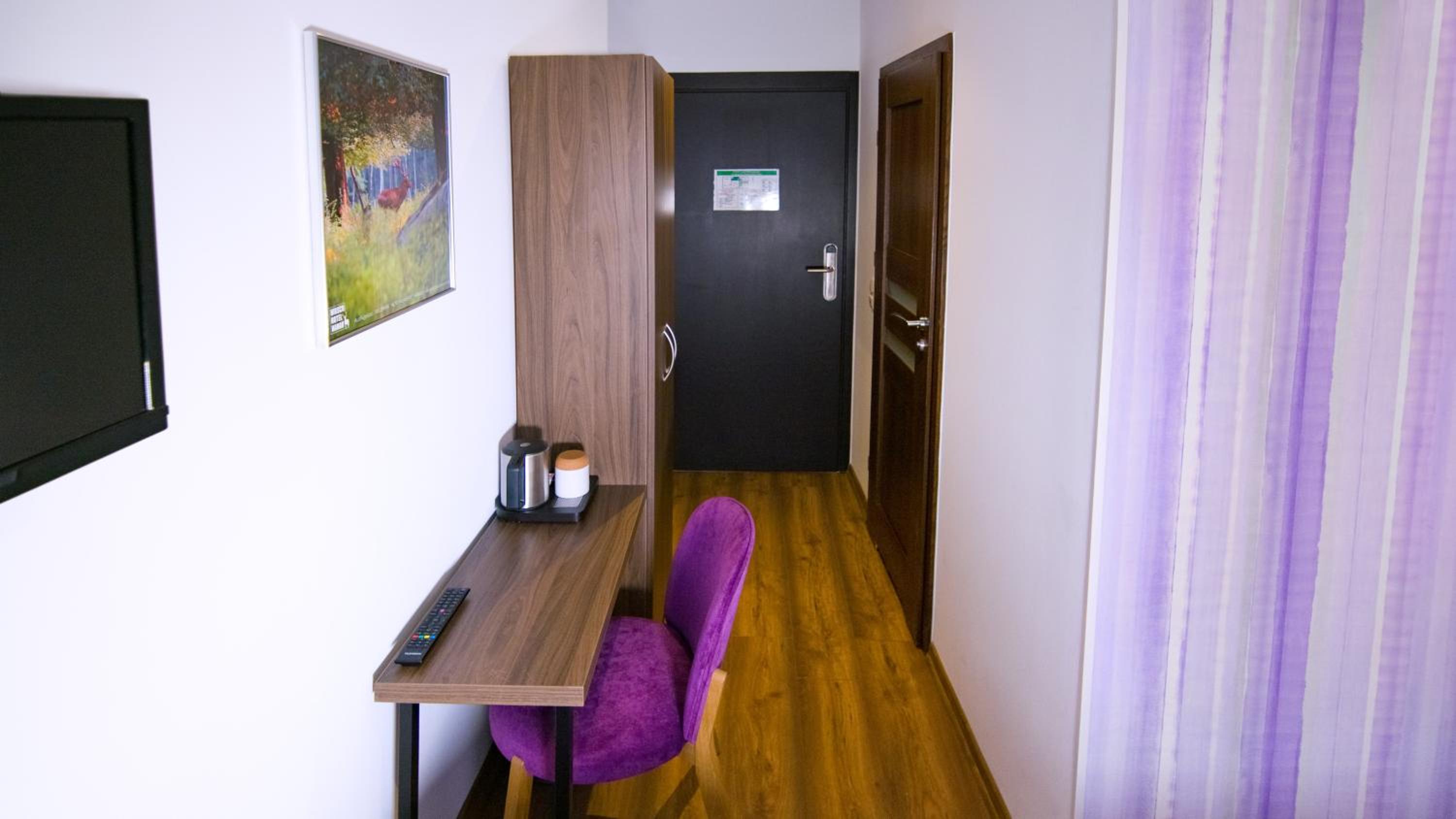 Budget Single Room photo 2