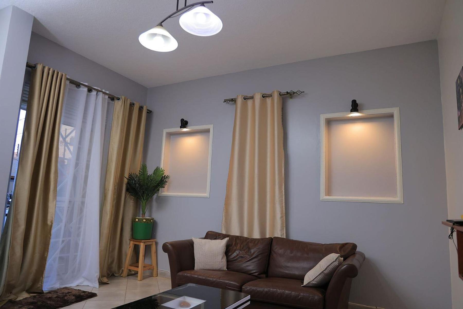 Apartment photo 2
