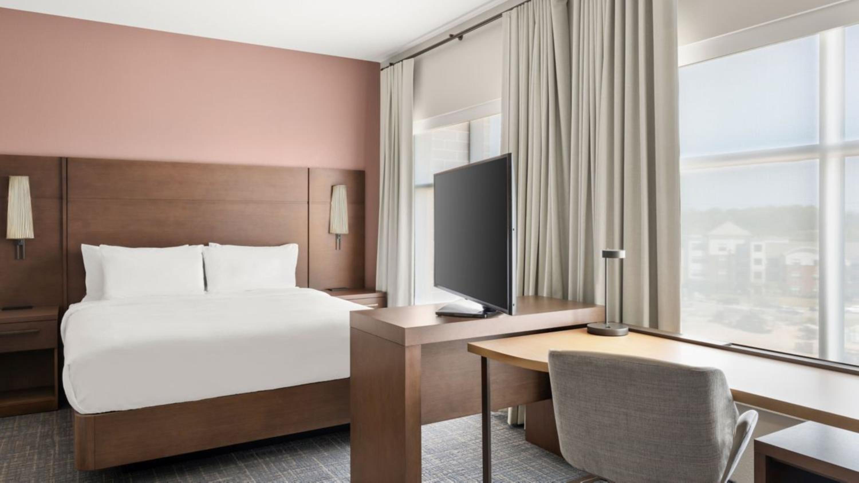 King Room with Skyline View - Hearing Accessible photo 1
