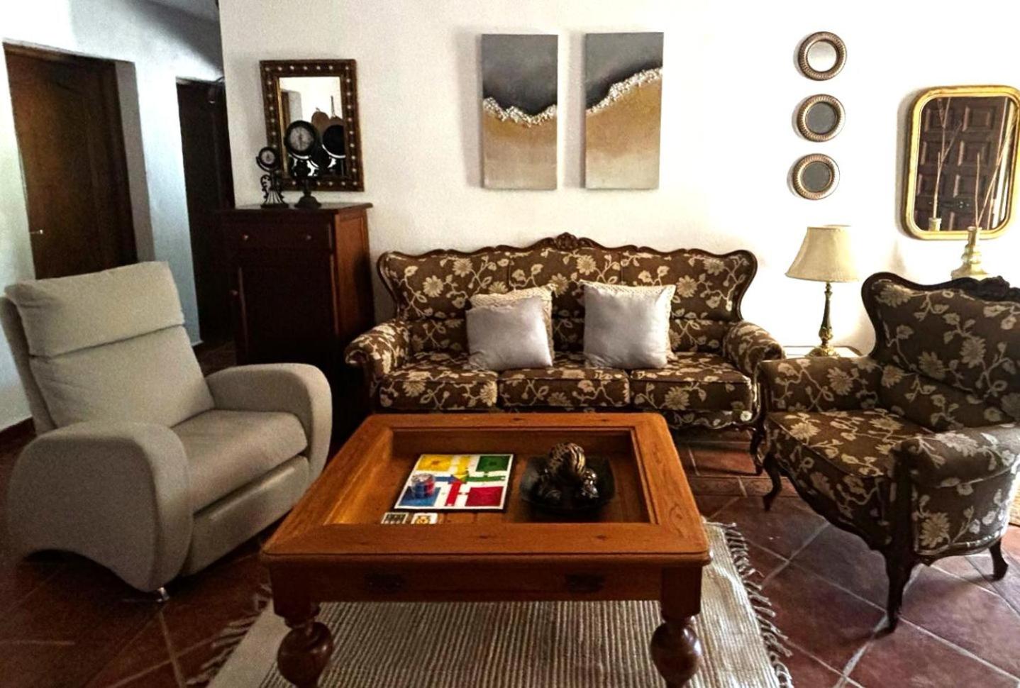 Casa de tres habitaciones