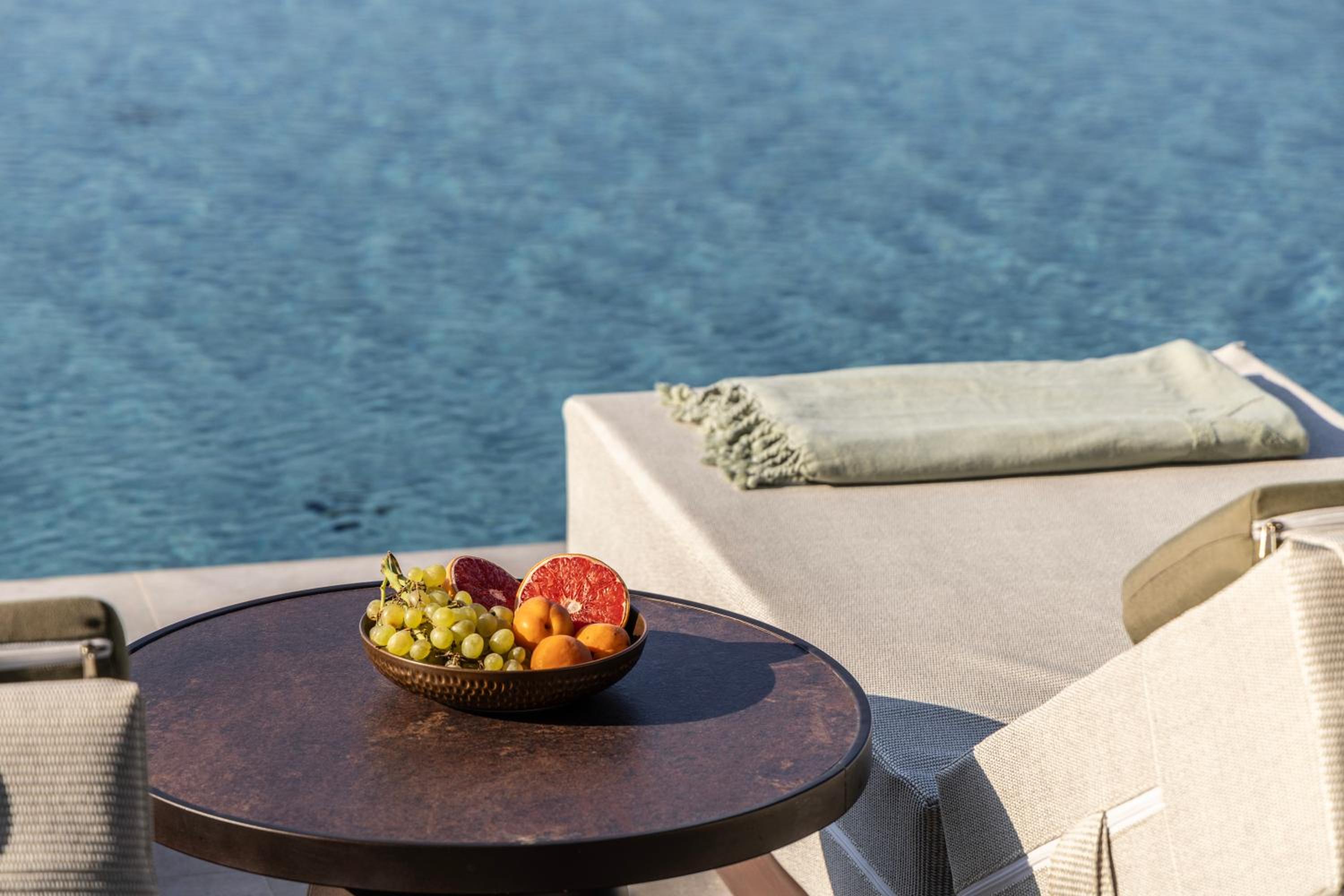 Island Suite Sea View with private pool