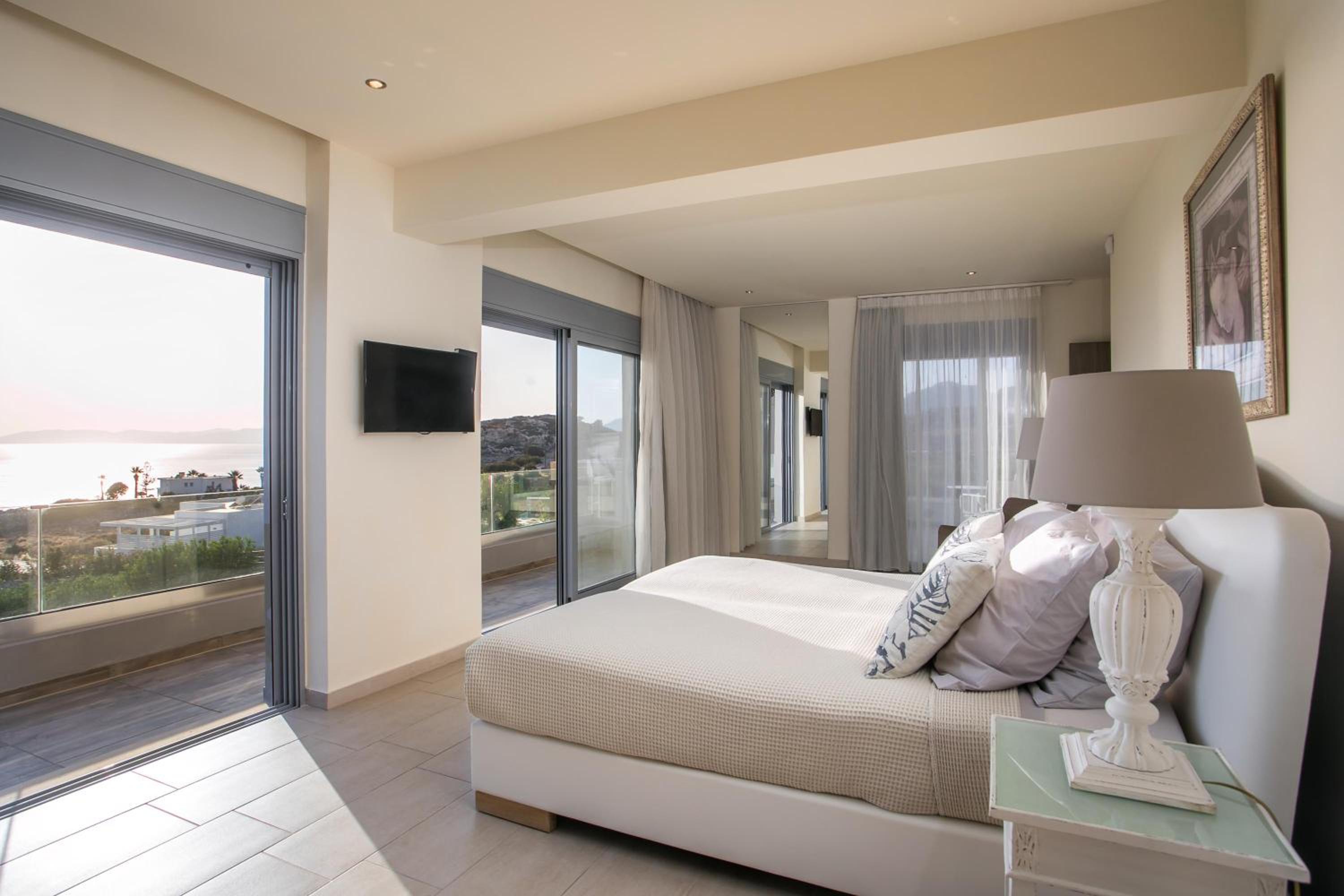 Villa photo 1
