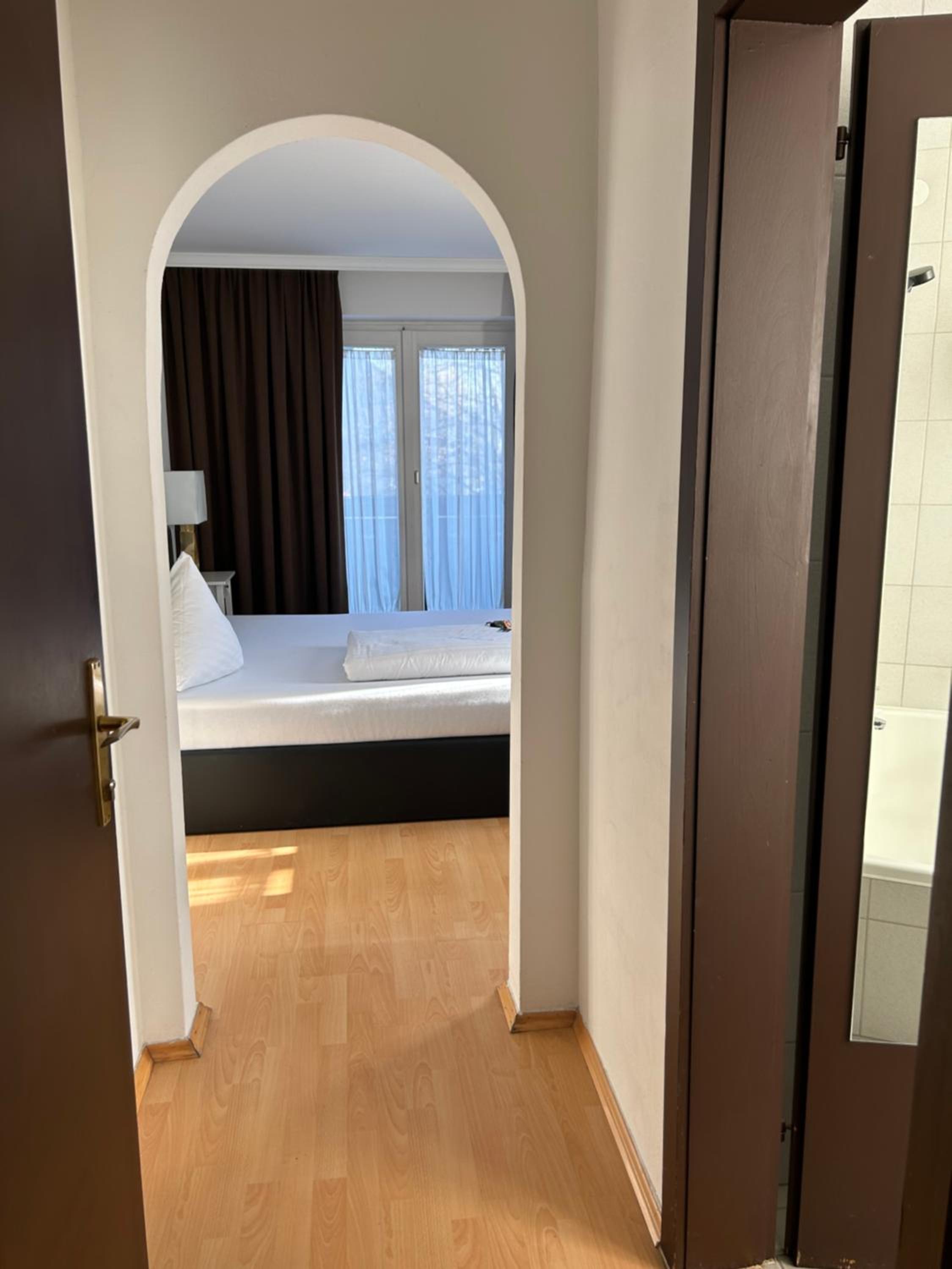 Double Room with Private Bathroom photo 2