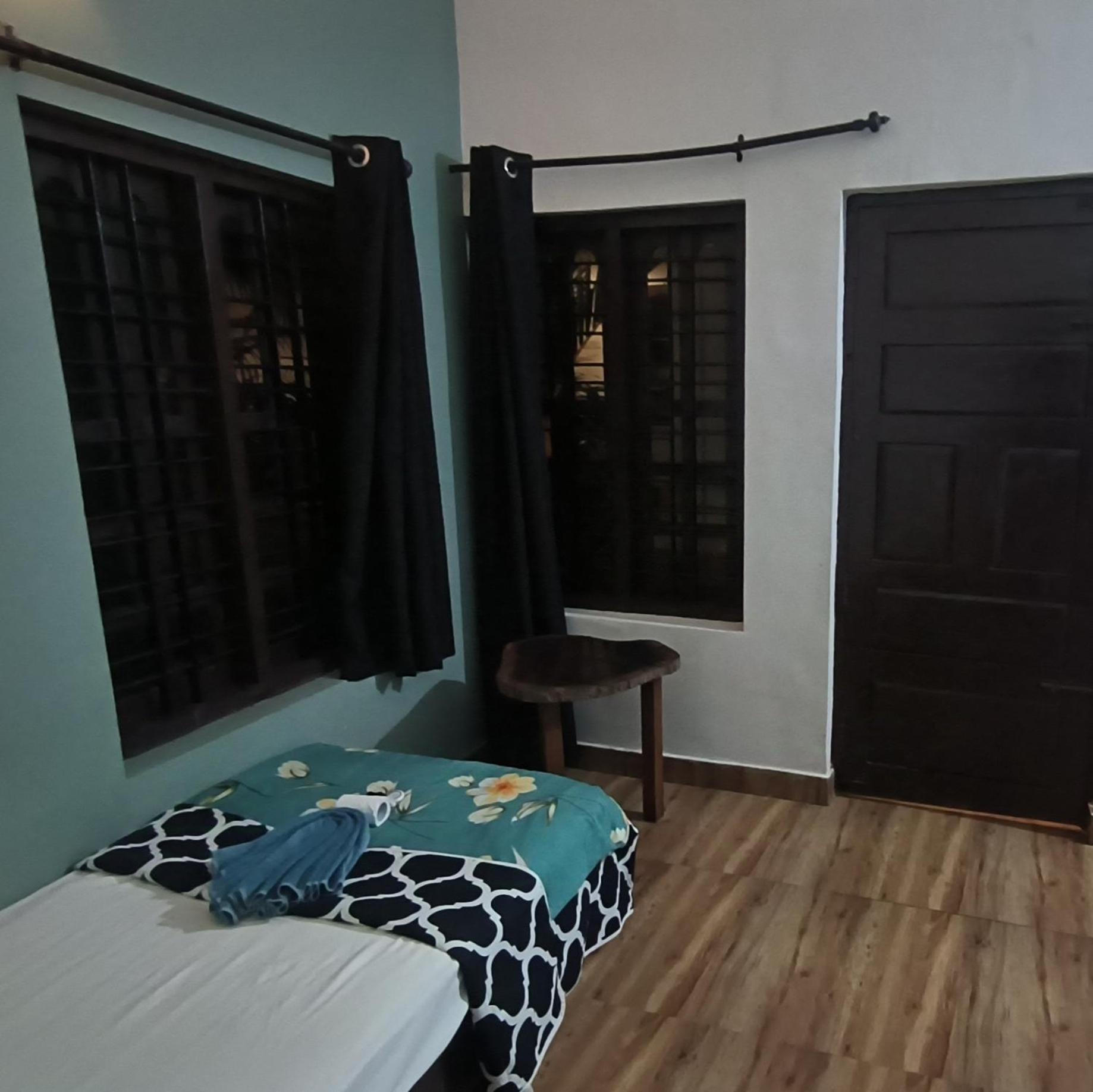 Family Room with Terrace - Photo 7