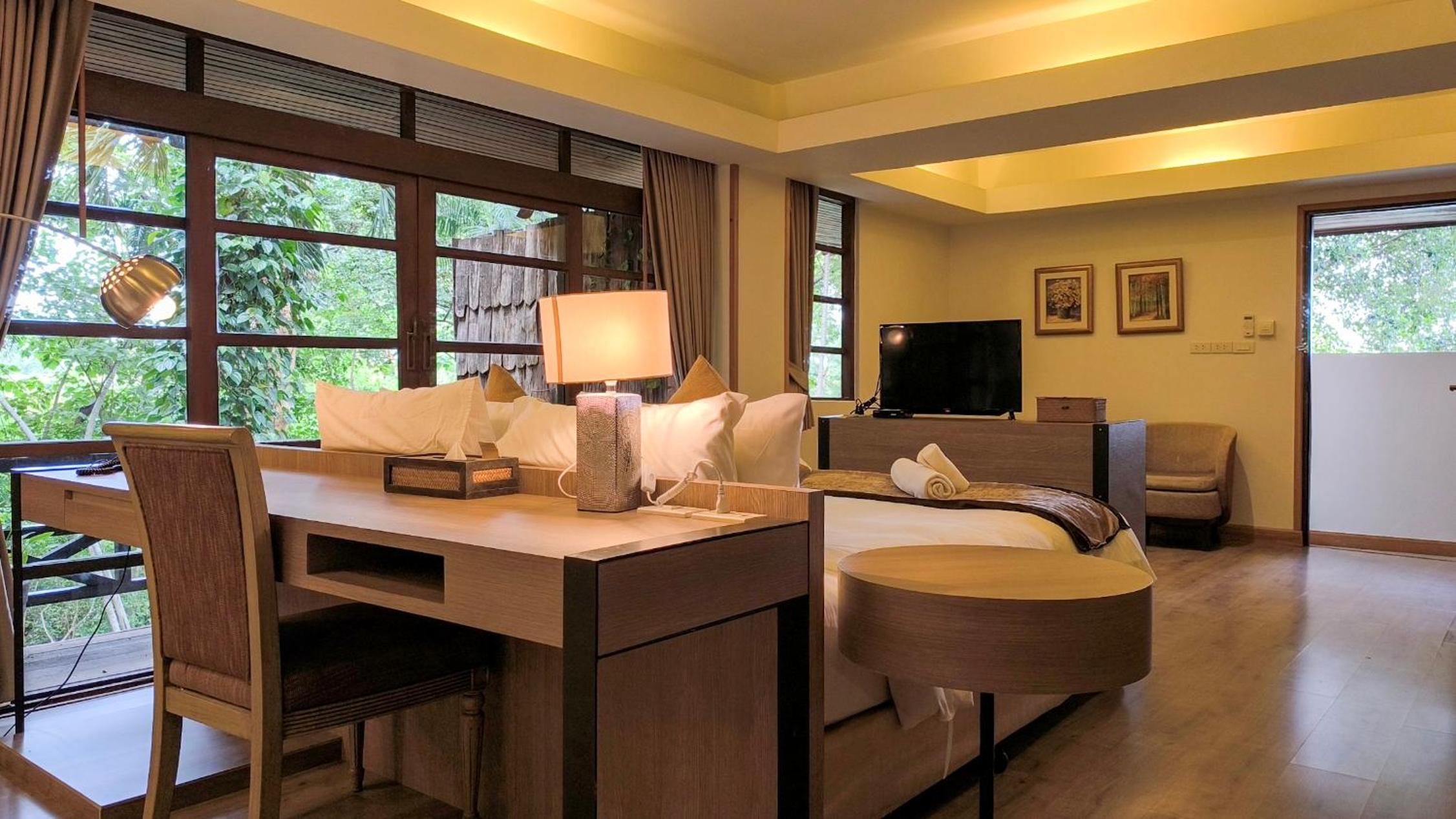 One-Bedroom Suite photo 3